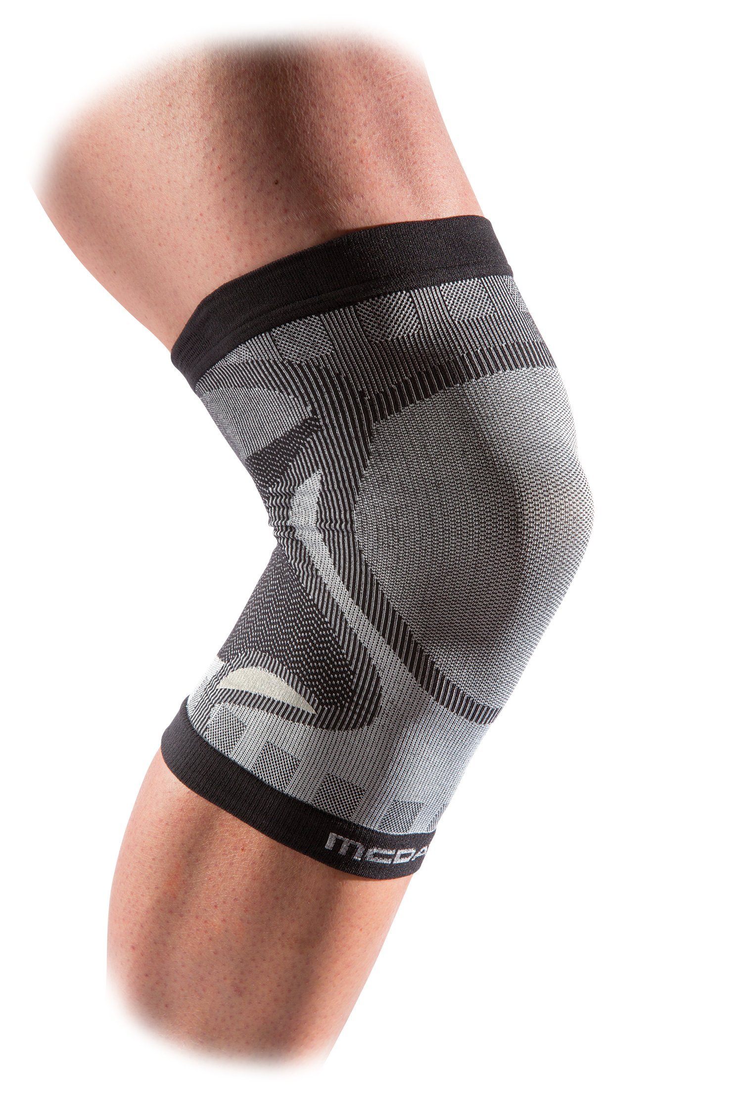 McDavid Men's Freelastics Knee Support Sleeve, Black, X-Large