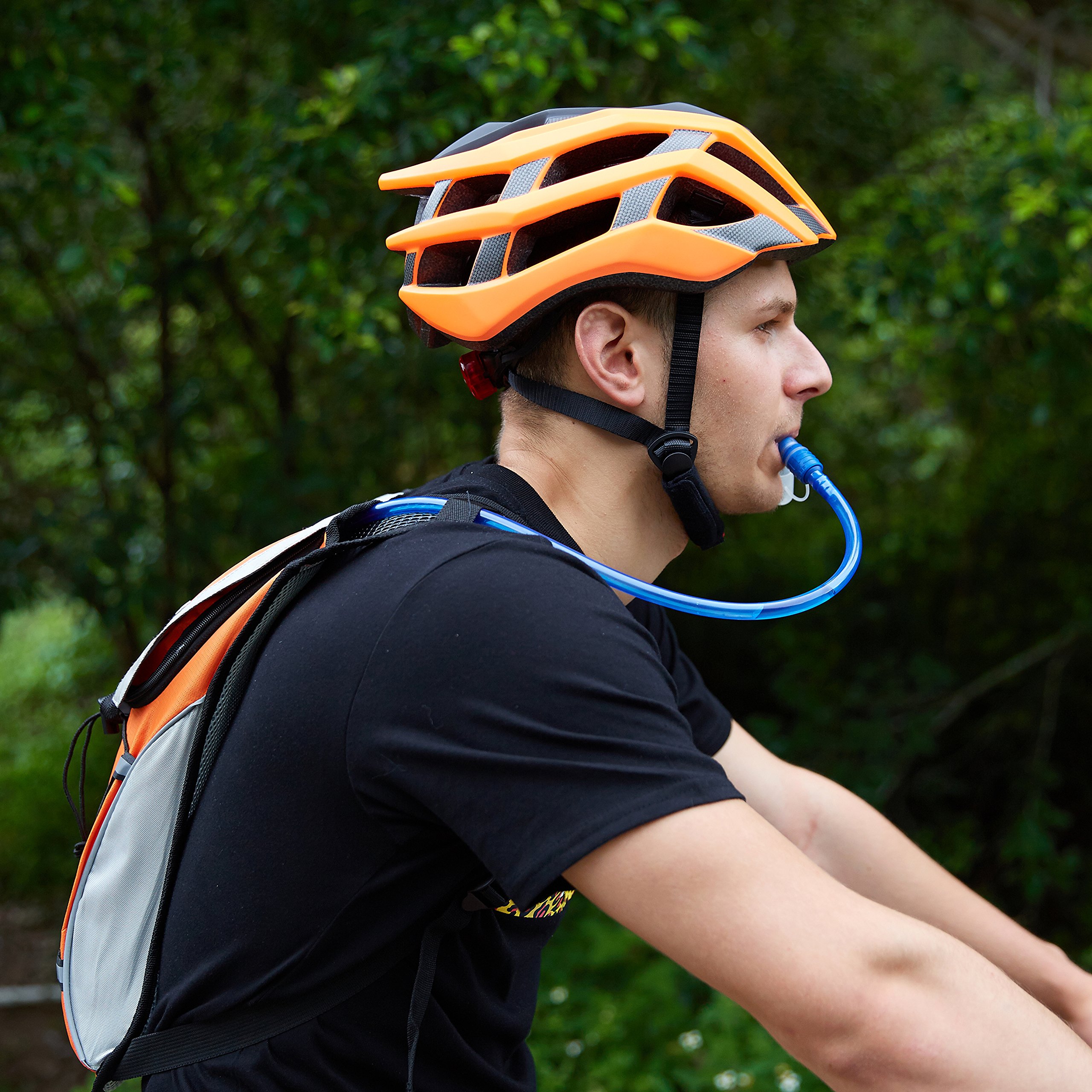 KUYOU Hydration Pack,Water Backpack with 2L Water Bladder Perfect for