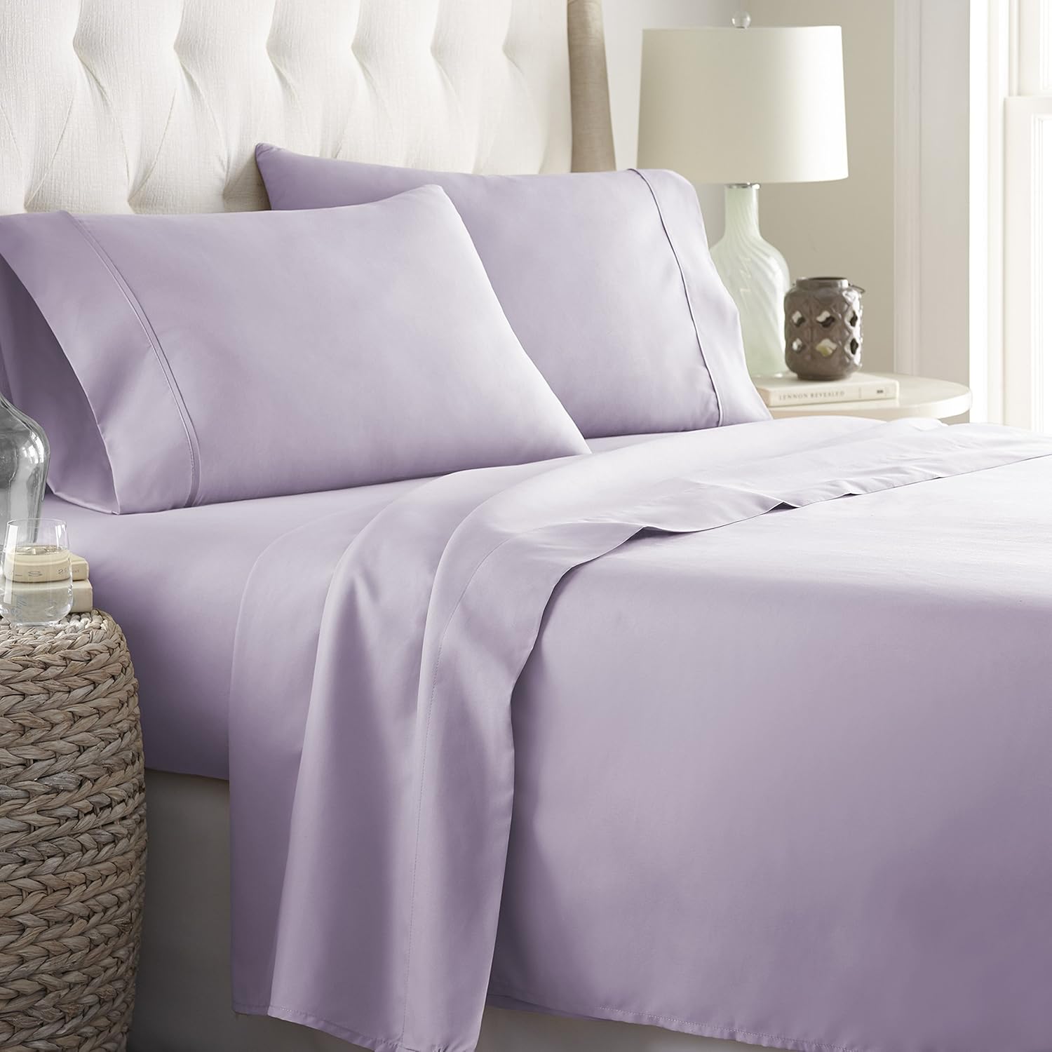 HC Collection Bed Sheets Set, HOTEL LUXURY 1800 Series Platinum Collection Bedding Set, Deep Pockets, Wrinkle & Fade Resistant, Hypoallergenic Sheet & Pillow Case Set (Queen, White): Home & Kitchen