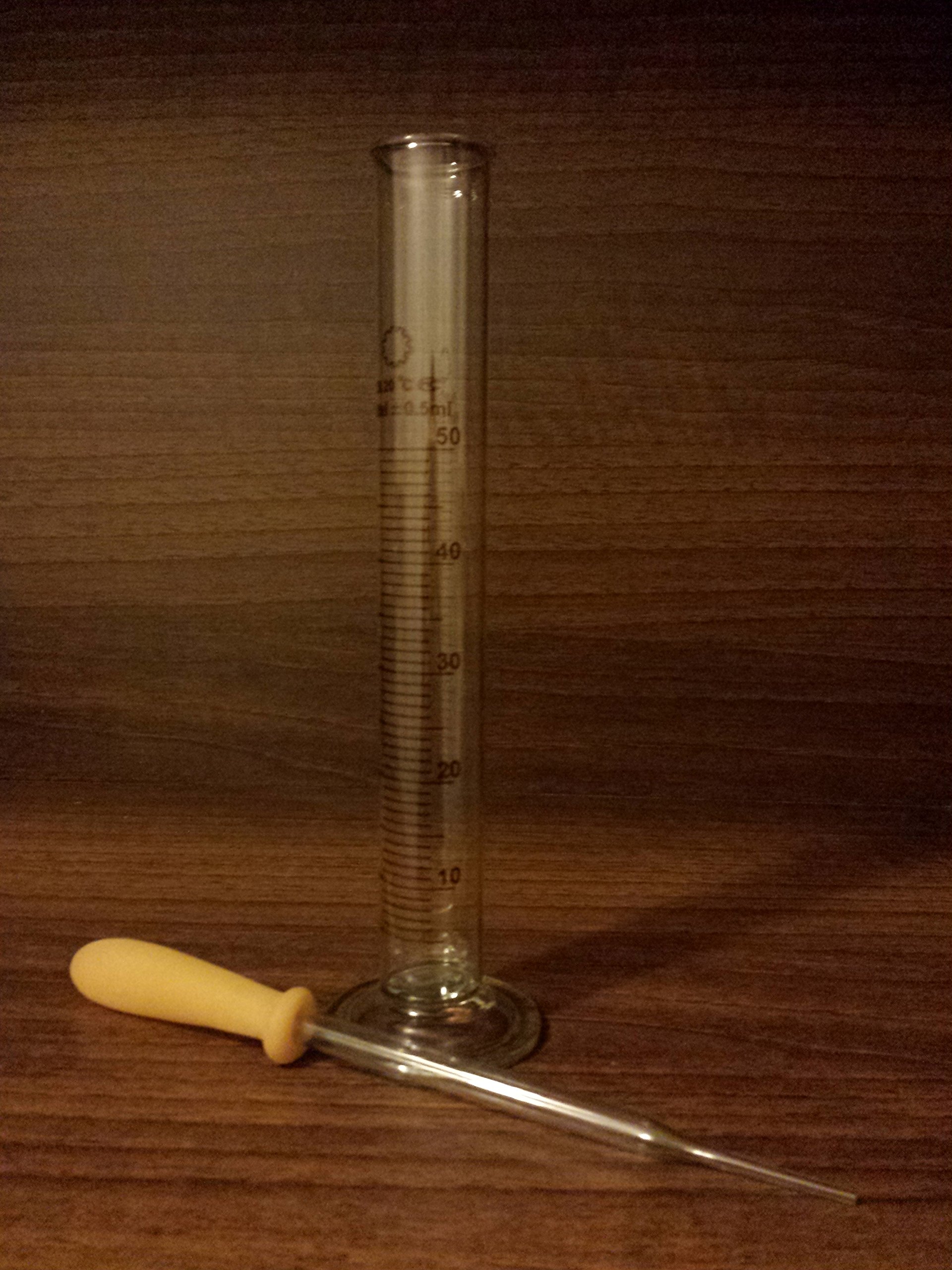 GLASS MEASURING CYLINDER (GRADUATED BOROSILICATE GLASS) 50ML