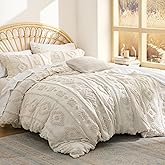 Bedsure Boho Tufted Beige Comforter Set Queen Size, GentleSoft™ 3 Pieces Boho Farmhouse Decor Bedding, Exquisite Shabby Chic Bedding for All Seasons, 1 Bed Comforter, 2 Pillow Shams, 90x90 Inches
