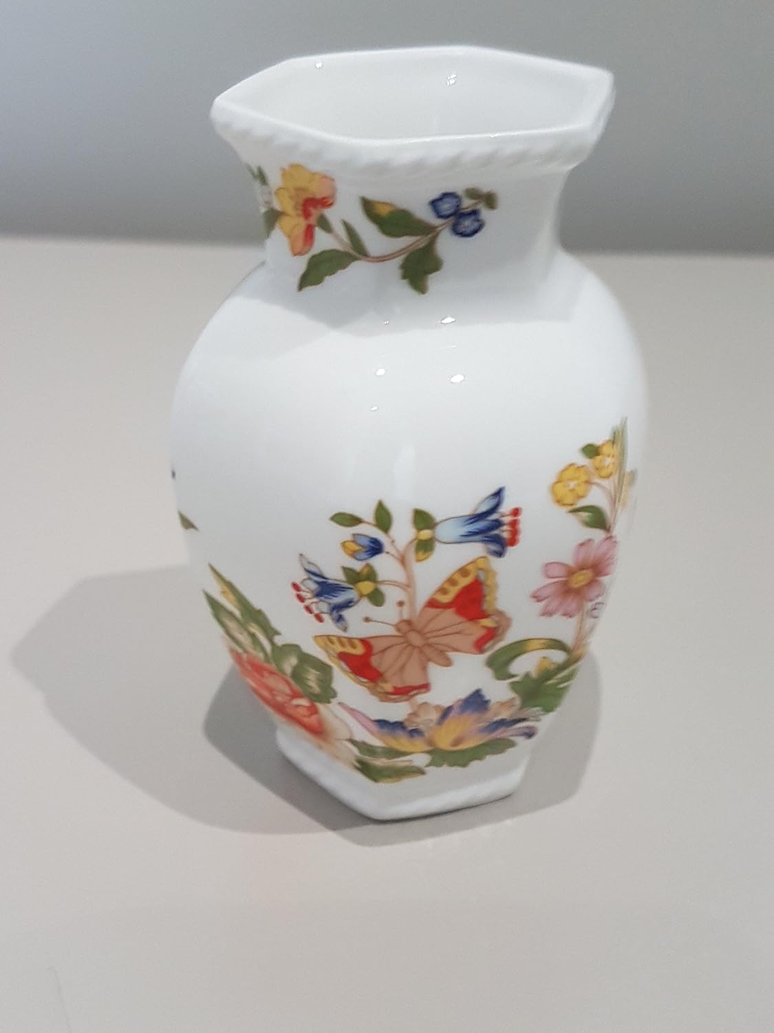 Aynsley China Cottage Garden Vase 9cm S S Amazon Co Uk Kitchen
