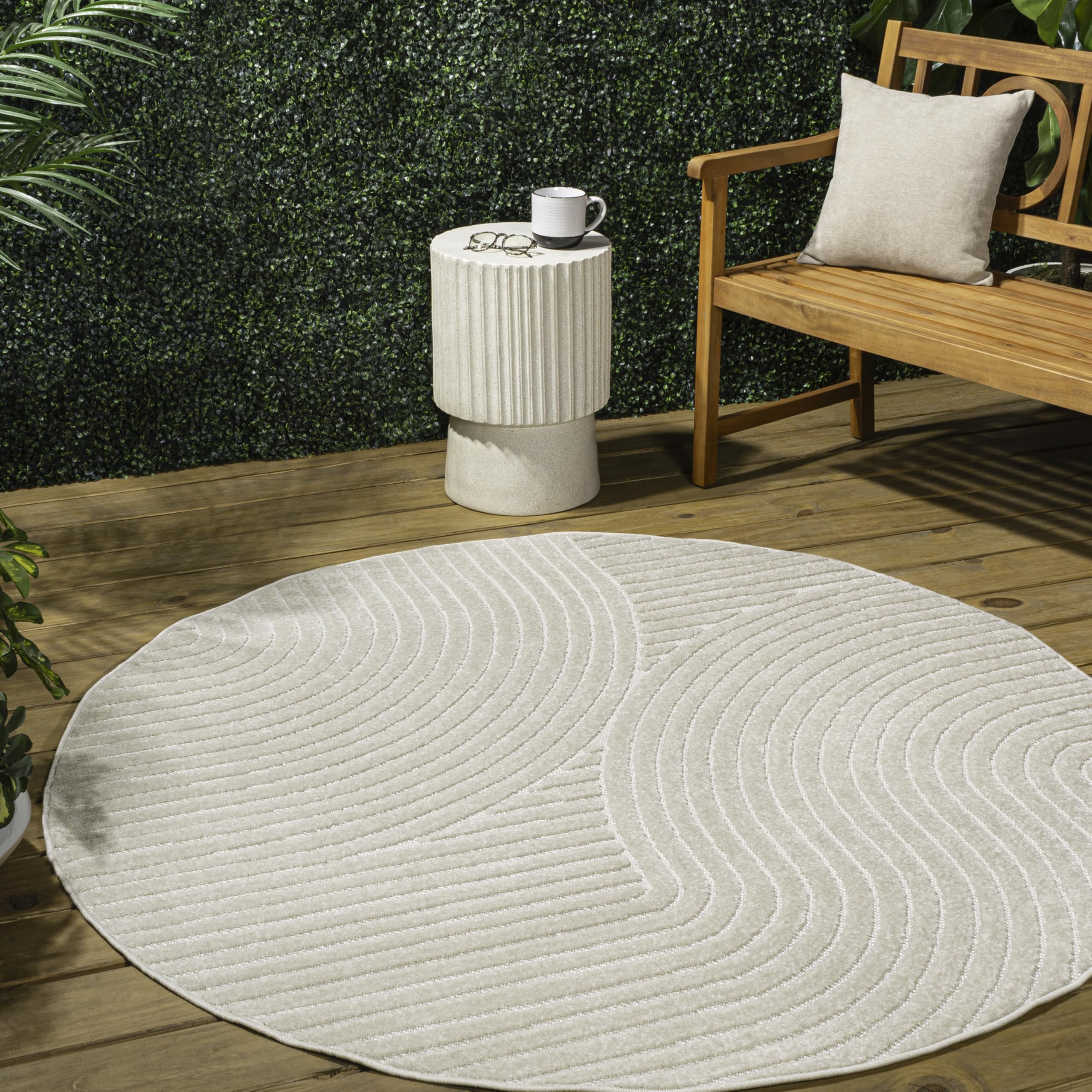Photo 1 of **DIRTY FROM TRANSPORT **JONATHAN Y Hallie High-Low Curve Ivory/Cream 7' Round Indoor/Outdoor Area Rug, Minimalist, Pet Friendly, Non-Shedding, Stain Resistant, Hose-Washable for Backyard, Patio, Porch (SCN100B-7R)