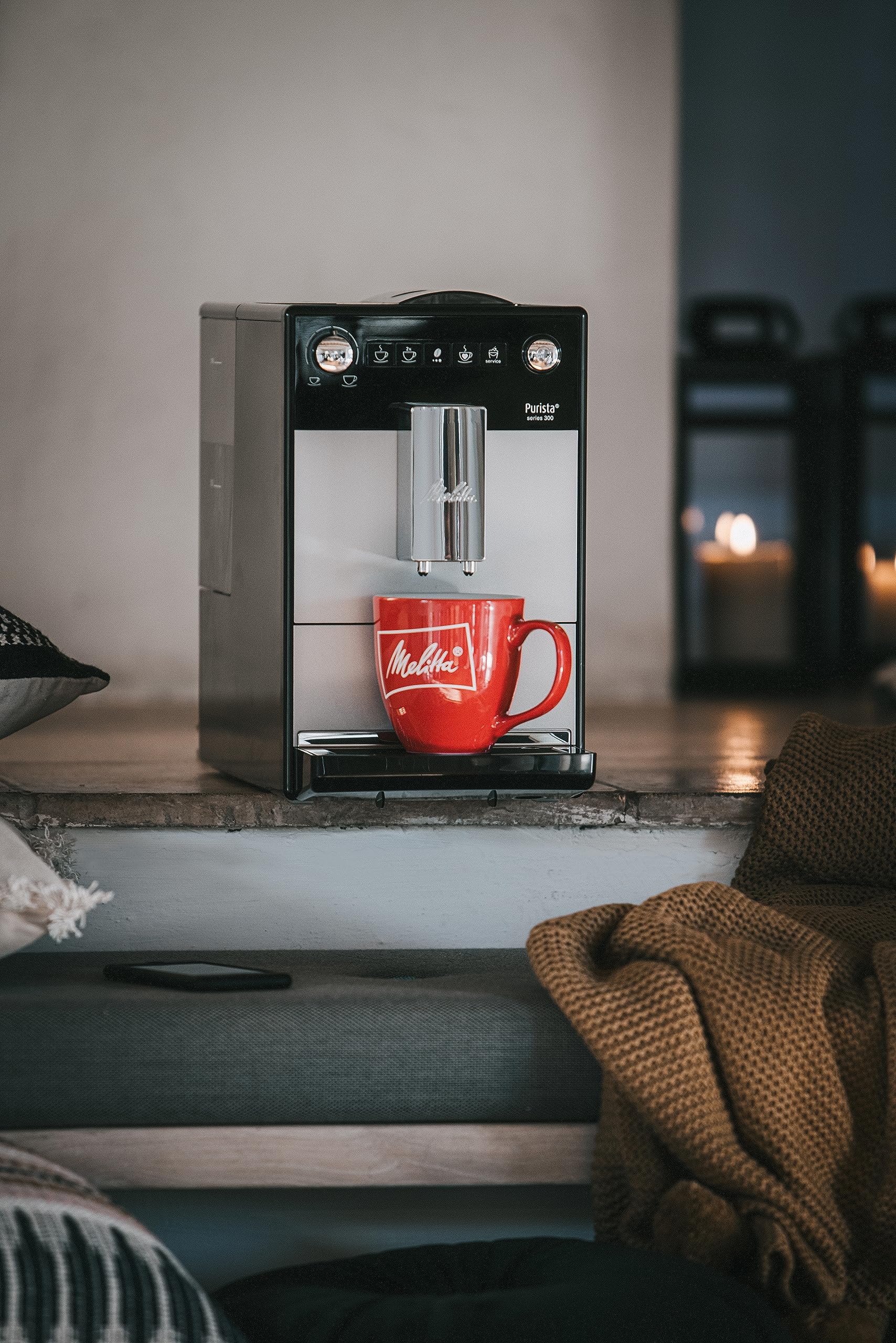 Melitta Purista - Kaffeevollautomat mit Lieblingskaffee-Funktion, Kaffeemaschine mit Mahlwerk und 5-stufig verstellbarem Mahlgrad, für Kaffee und Espresso, silber/schwarz 2