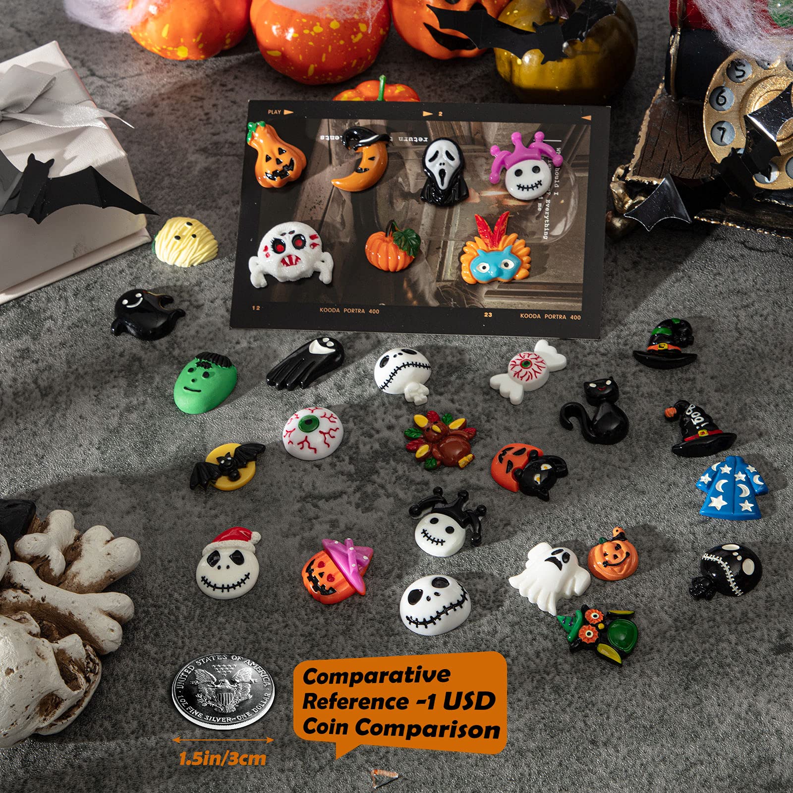 50 Pcs Halloween Resin Flatback Decorations, 3D Phone Case Flatback Skull Accessory with Pumpkin Skeleton Owl Bat, DIY Mini Halloween Slime Charms for Decorate Hairpins, Scrapbooking, Picture Frame
