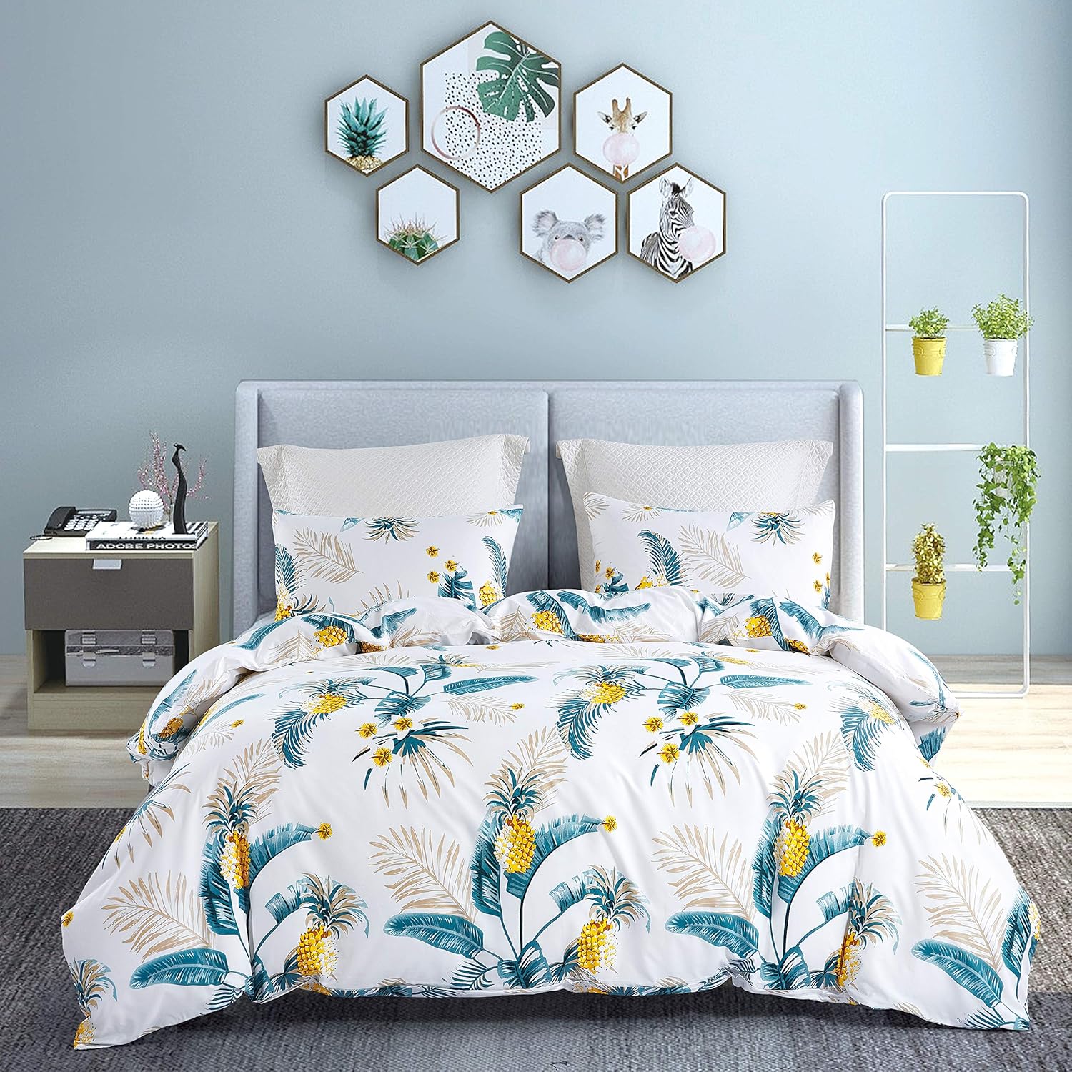 KINBEDY 3 Piece Tropical Pineapple Bedding Fruit Printed Colorful Bright Pineapple