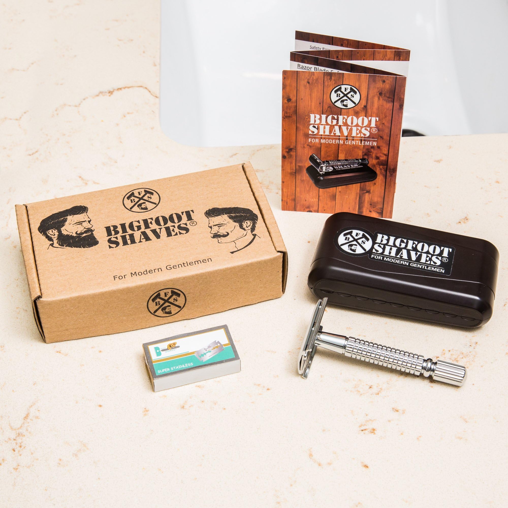 Bigfoot Shaves 3-Piece Double Edge Single Blade Safety Razor Kit for Men by Bigfoot Shaves - True Classic Razor - Best Shave of Your Life - Travel Kit Case + Mirror - Straight Silver