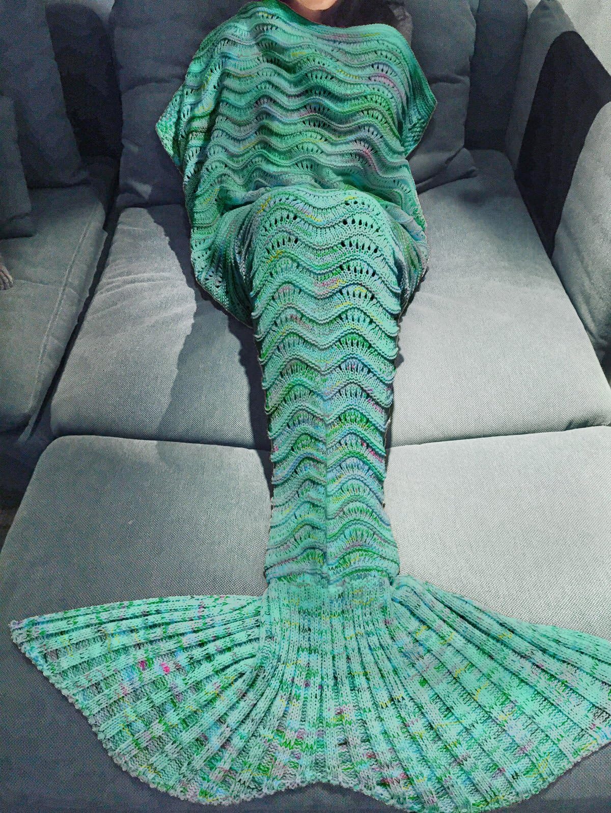 WILLTOP Mermaid Tail Blanket, Handmade Crochet Knitted Scales Pattern, Super Soft Sleeping Bags，Blanket Seasons Warm for Adults and Kids Turquoise