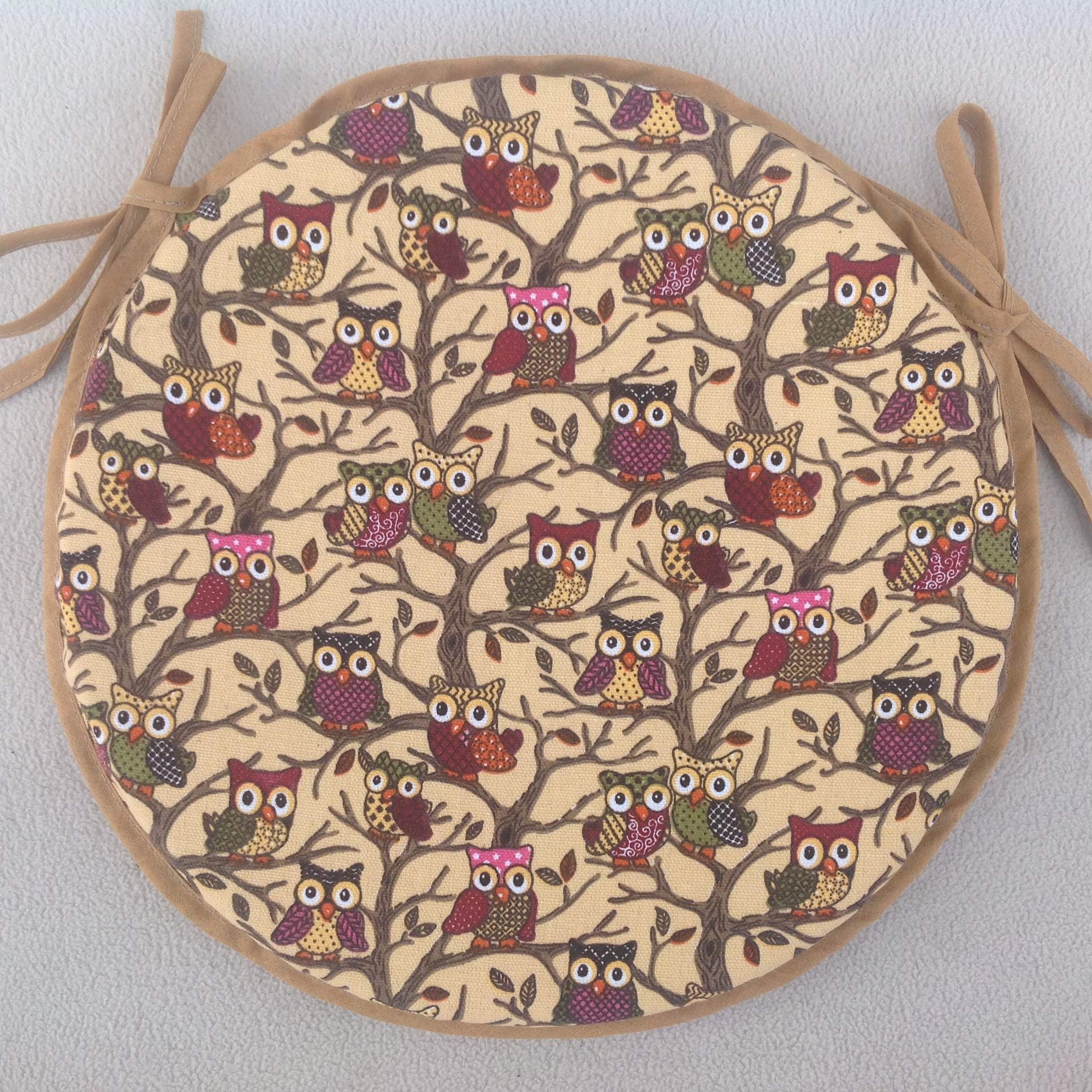 SET OF 4 ROUND BISTRO STYLE CHAIR SEAT PADS (14" WIDE) CUTE OWLS PATTERN