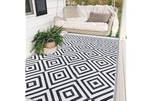 Ridota Reversible Mats for Outdoor Patio, Plastic Straw Modern Area Rug, Floor Mat for RV, Backyard, Deck, Picnic, Beach, Trailer, Camping (Diamond Black & White, 4' x 6')