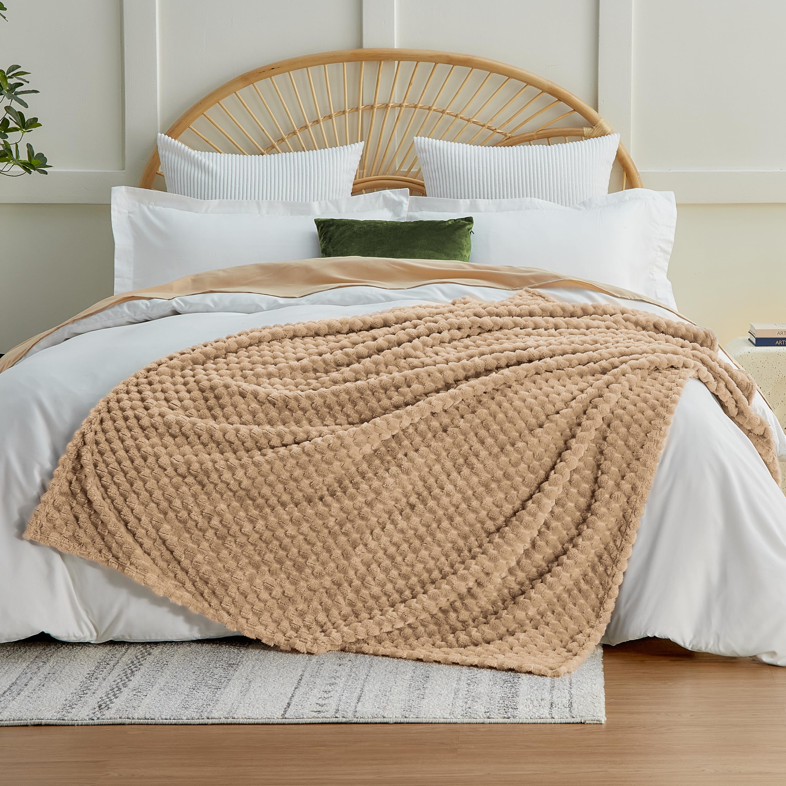 EXQ Home King Size Blanket for Bed or Couch - 3D Imitation Turtle Shell Jacquard Decorative Fleece Blankets - Cozy Soft Lightweight Fuzzy Flannel Blanket Suitable for All Seasons(90"×108",Brown) Image