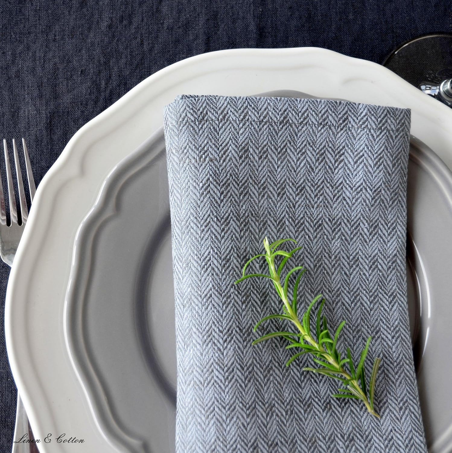 Set of 4 Linen & Cotton Herringbone Napkins ULMA - 100% Linen 47 x 47cm (18.8'' x 18.8'') Pale Violet/Beige - Image 5