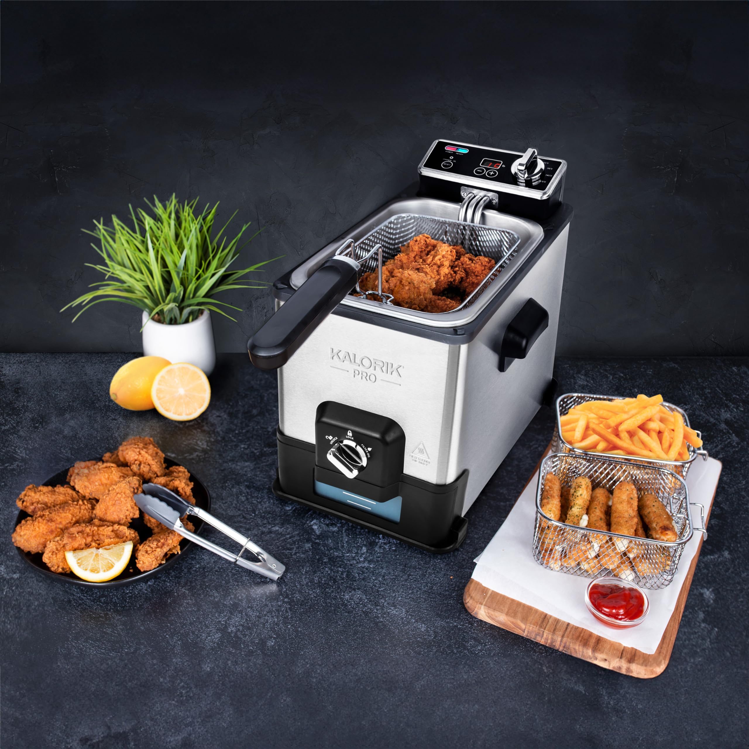 Condition photo showing New/Like New for kalorik pro 4.2 quart triple-basket deep fryer with oil filtration, stainless steel (kpro ft 42777 s