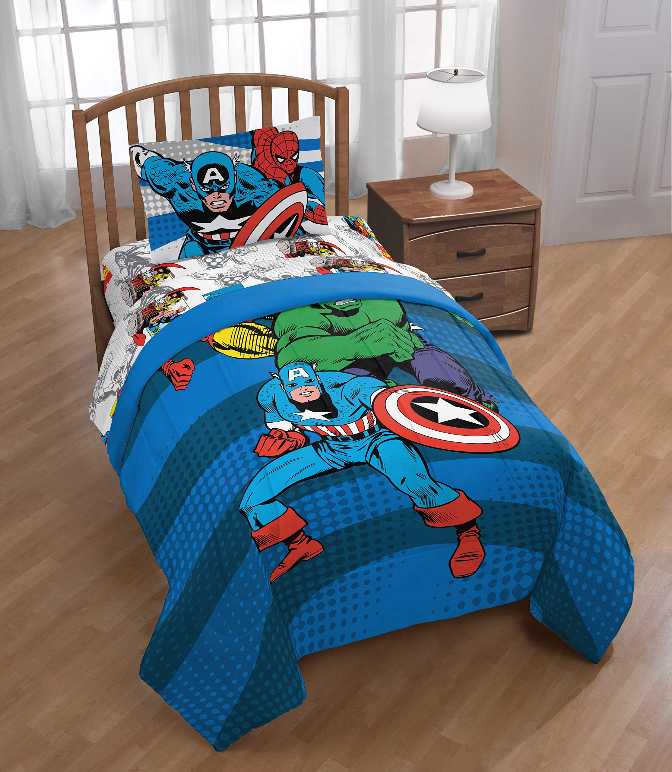 Marvel Avengers Good Guys Twin/Full Comforter - Super Soft ...