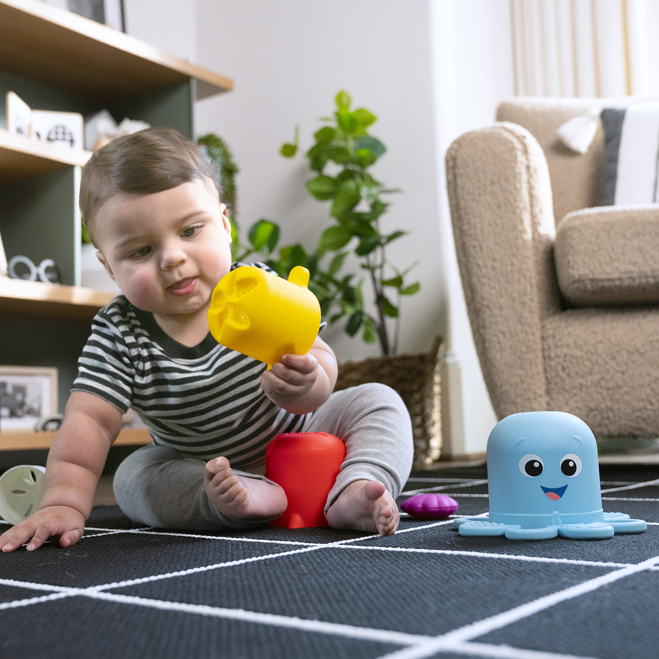 Baby Einstein Ocean Explorers Opus’s Stack & Stream Sensory Stacking Cups, Baby and Toddler Bath Toy, Ages 3 Months and up