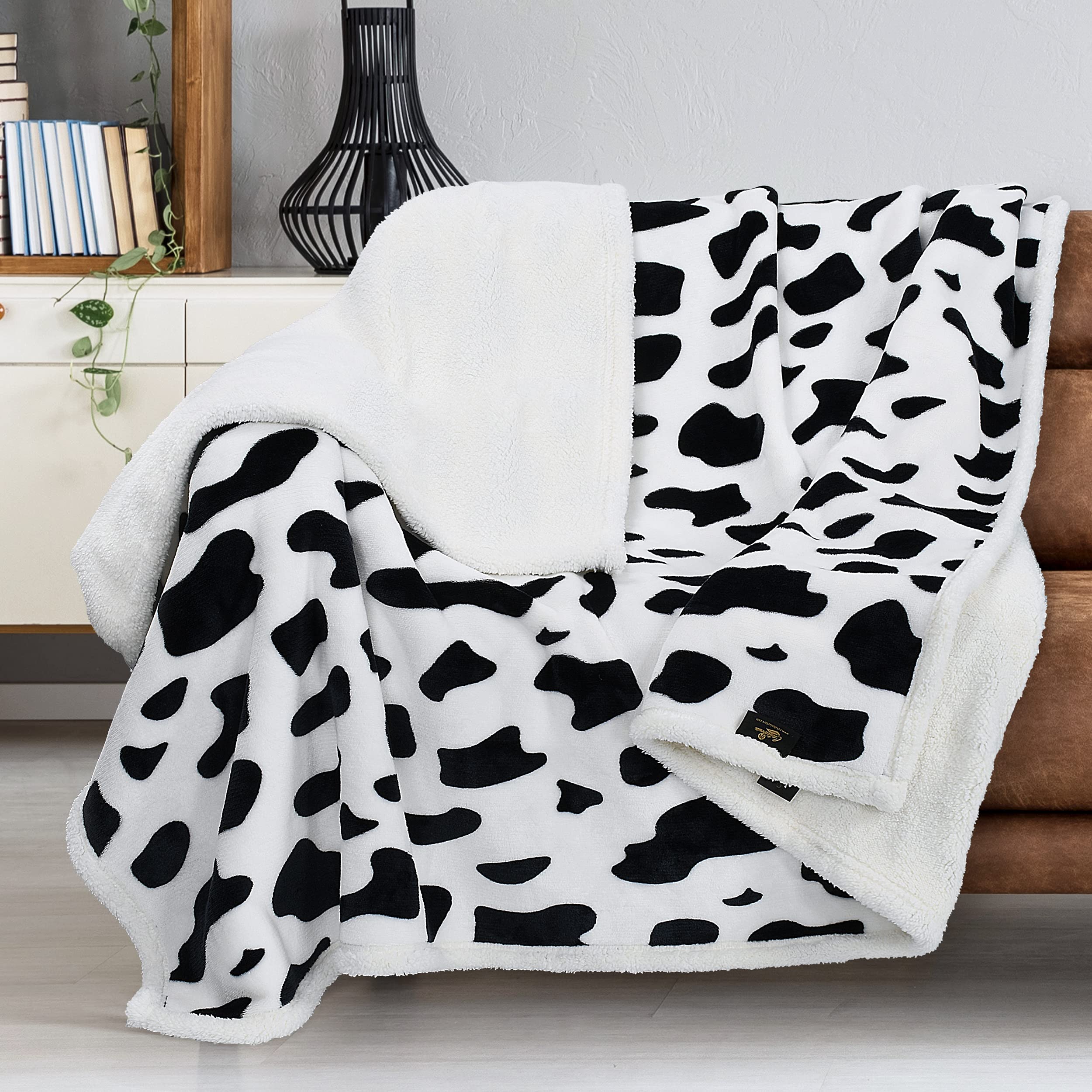 Catalonia Classy Cow Print Sherpa Fleece Throw Blanket, Warm Thick Soft Winter Fluffy Plush Couch Throw, Reversible Cozy Fleece Blanket Sofa Single Bed, All Season 150 x 130 cm