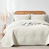 OARAGE Twin Quilt Bedding Set Cream Soft Lightweight Bedspread with Leaf Pattern Ultrasonic Microfiber Bed Coverlet for All Season (1 Quilt,1 Sham)