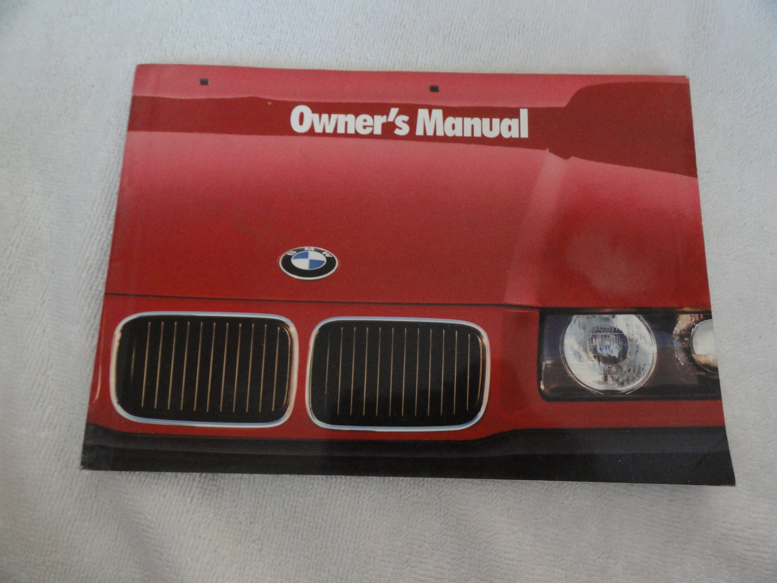 1992 BMW 325i Owners Manual Paperback – 1992