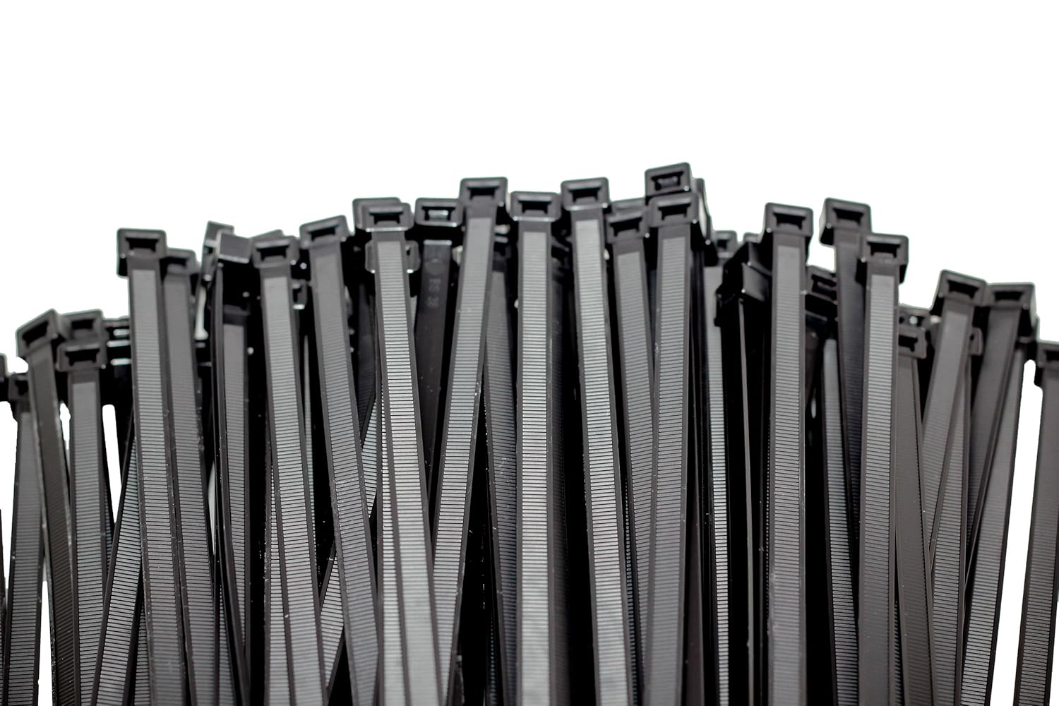 Heavy Duty Cable Zip Ties. Durable strong nylon tie wraps, 120 LB