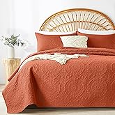WURUIBO Burnt Orange Quilt Set Queen Size, Embossing Microfiber Full Bedspreads with Pillow Sham, Ligthweight Breathable Thin Coverlet, Reversible Bedding Set for All Season (1 Quilt, 2 Pillow Shams)