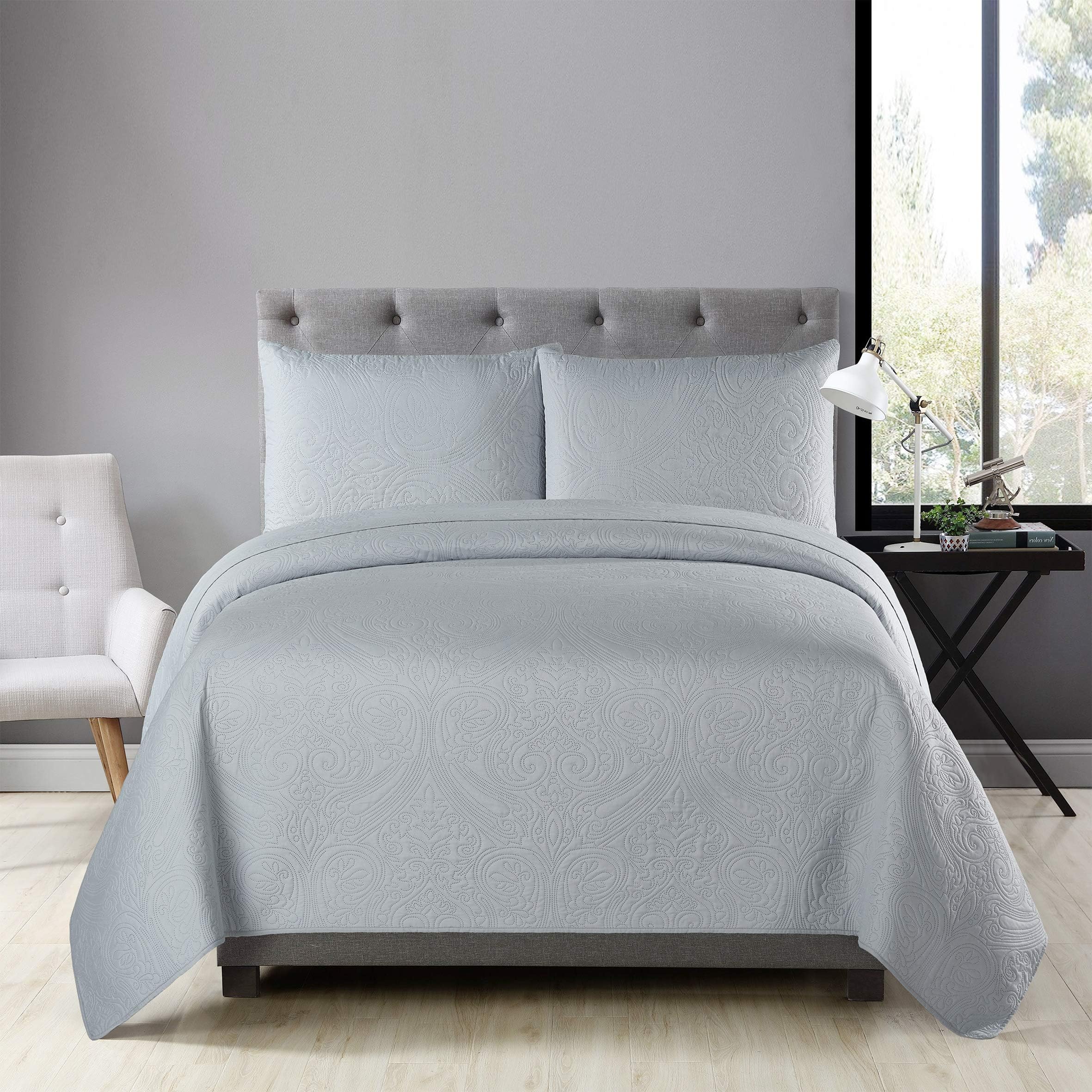 Golden Linens Ultrasonic #D1 Over Size 115" X 95" King/Calking 3 Pieces Solid Color Embossed, Bedspread Coverlet Set # Ultrasonic D1 Gray/Silver, King/Calking