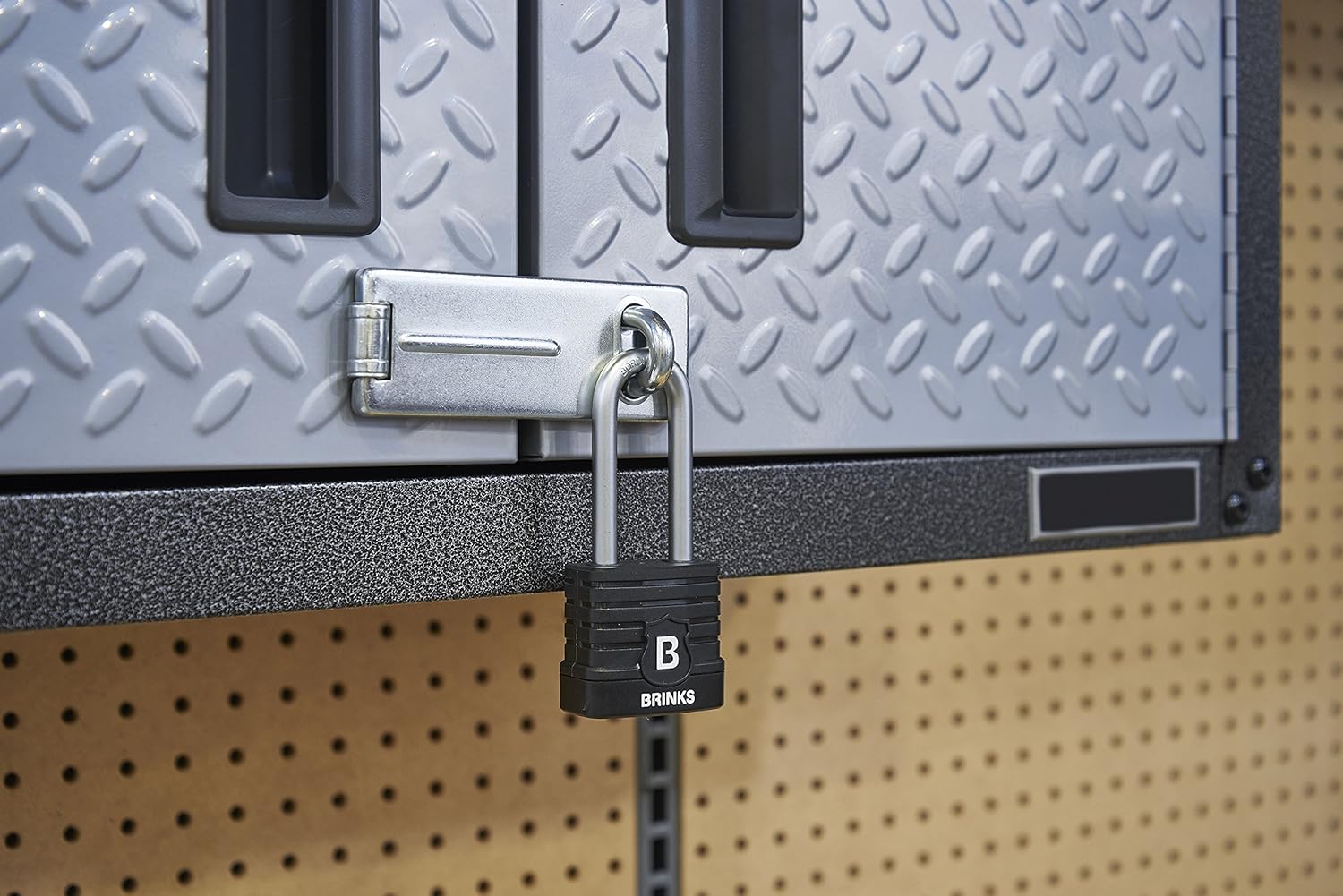 Brinks 677-44052 Commercial 44mm Weather Resistant XT Plus Series with 2-3/8" Boron Shackle: Automotive