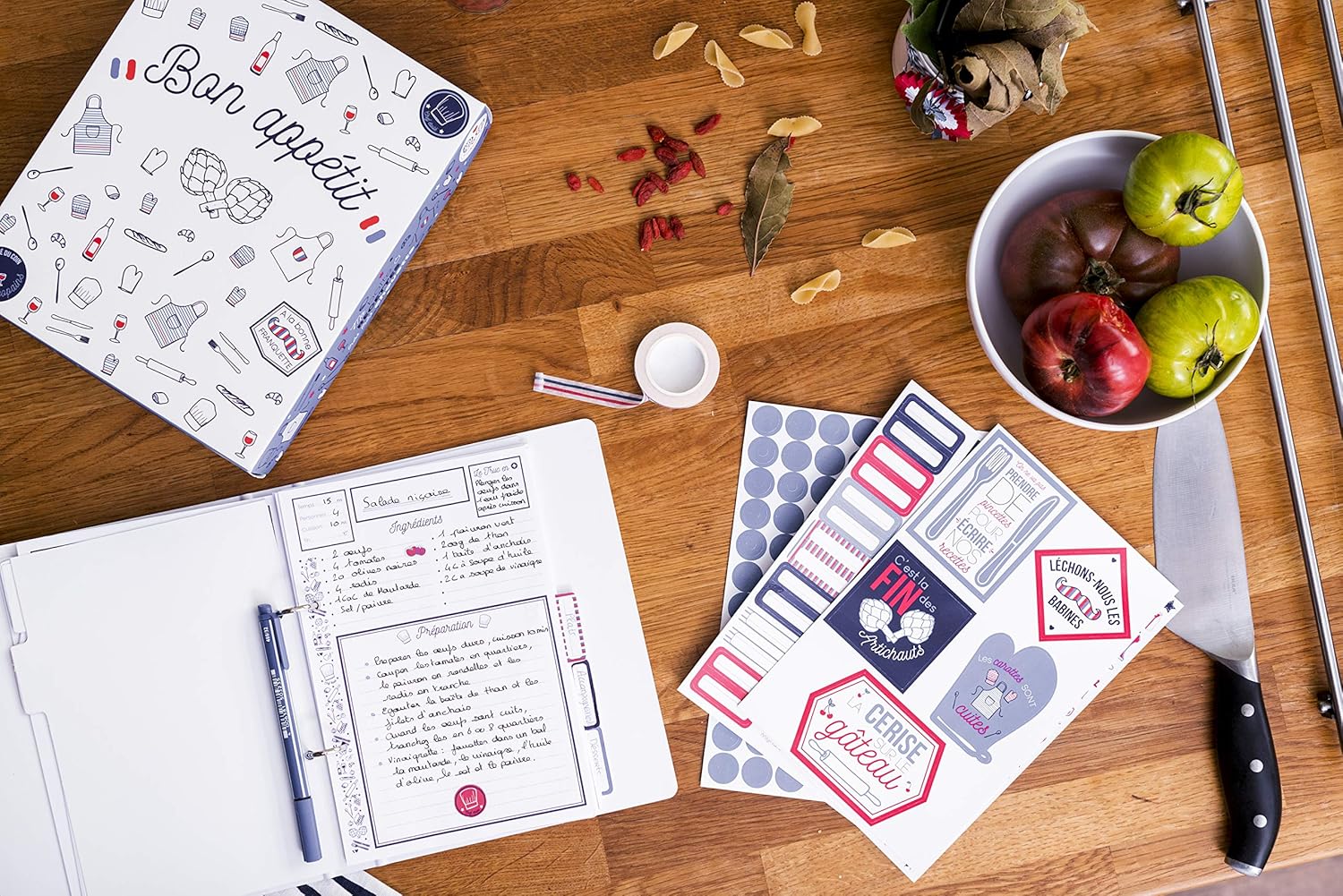 TOGA BY DRAEGER Paris 1886 Frenchy Recipe Folder Stationery Kit Blue White Red Includes Stickers & Accessories French Kitchen One Size - Image 4