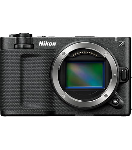 Amazon Canada: Nikon D70S 6.1MP Digital SLR Camera (Body Only)