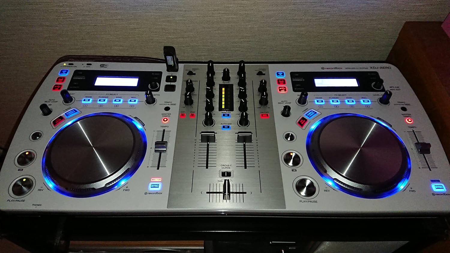 xdj aero