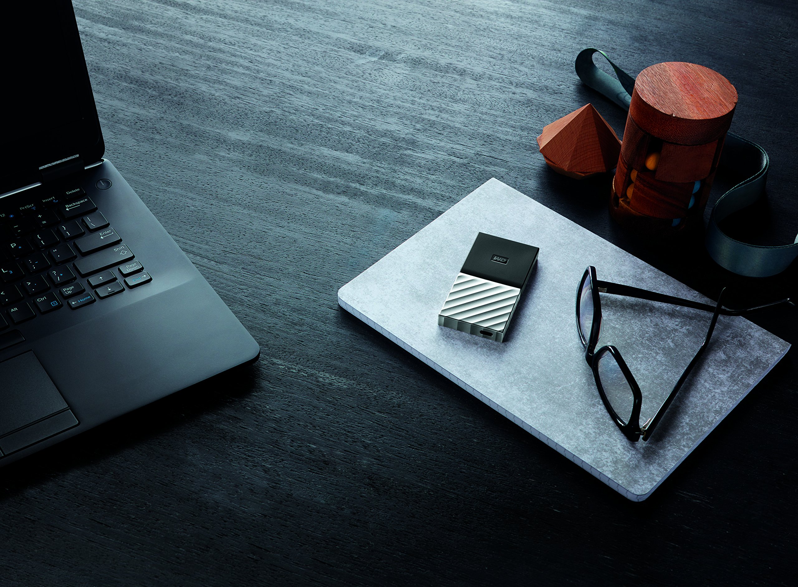 WD SSD 外付 ポータブル 1TB My Passport SSD WDBK3E0010PSL-WESN USB3.1 Gen 2 [3年保証]