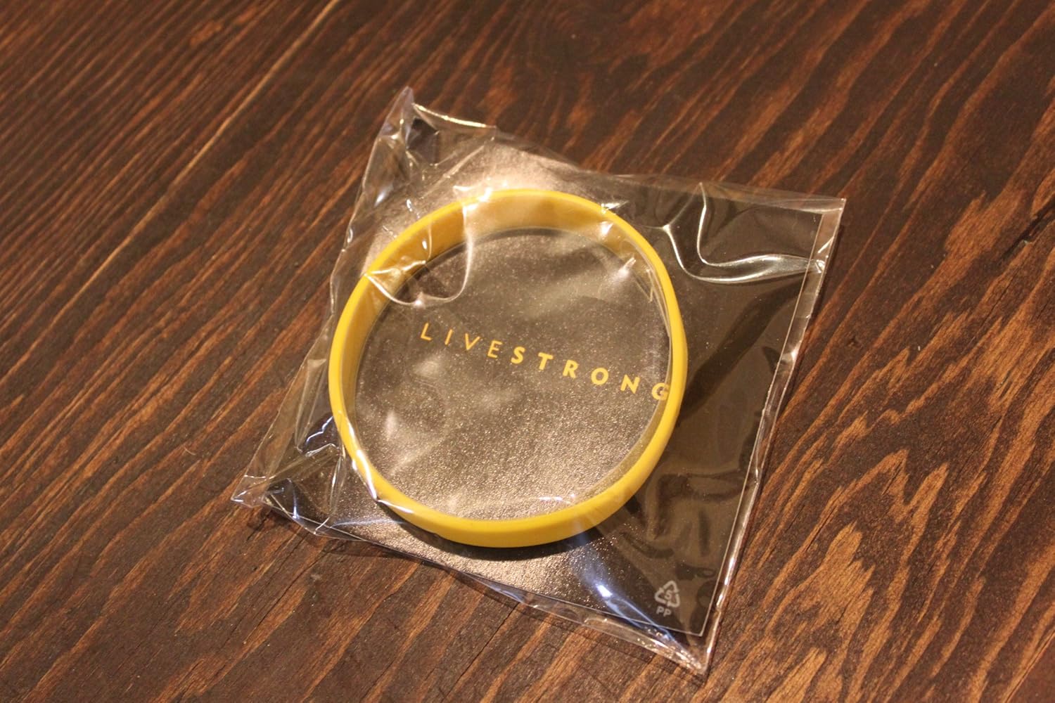 Official Live Strong Lance Armstrong Yellow Cancer