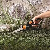 Fiskars GS42 Servo-System Grass Shears 34.4 cm Anti-Jam 360° view 4