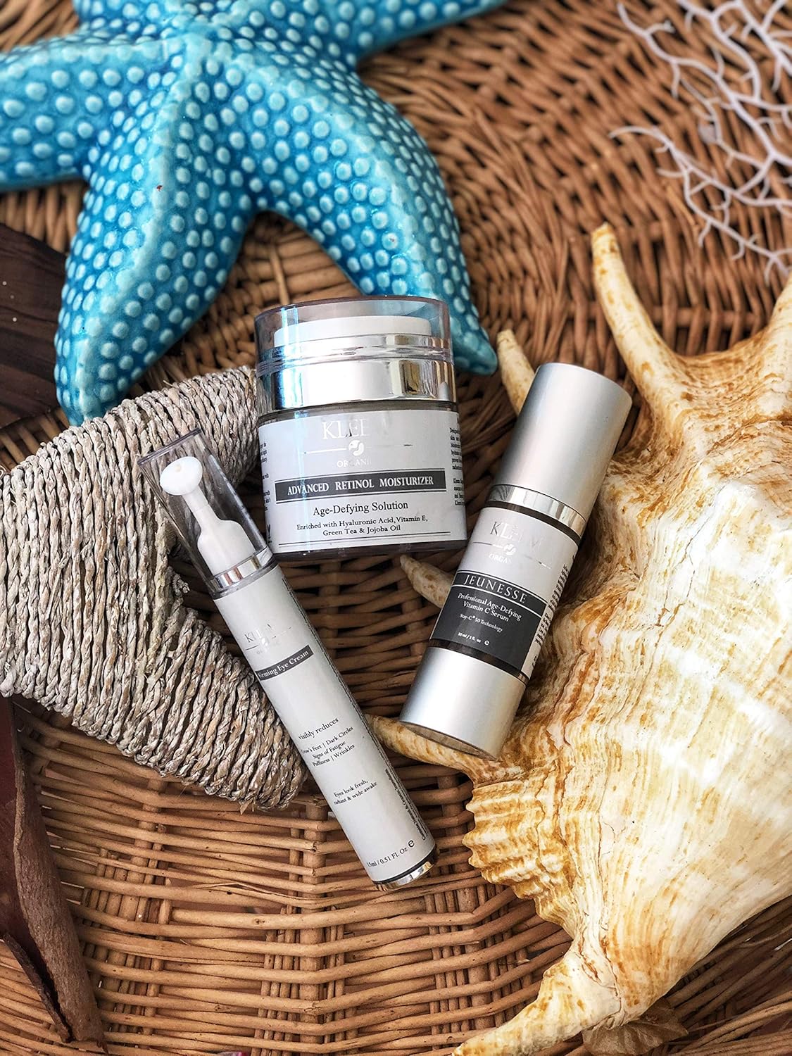 Anti Aging Skin Care Set: Retinol Cream, Vitamin C Serum & Firming Eye Cream for a glowing and radiant skin. The Best Beauty Gift Sets for Women: Beauty