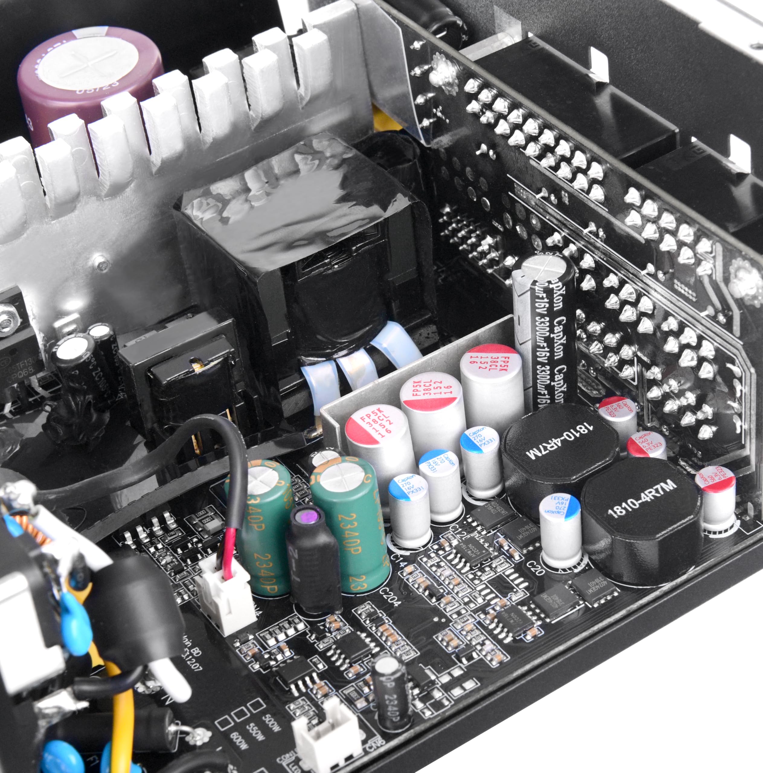 Thermaltake Toughpower GT 750W | ATX 3.1 | 80 Plus Gold | vollmodular | PCIe 5.1 12V-2x6 (12+4) | Smart Zero Fan sehr leise | Schwarz 4