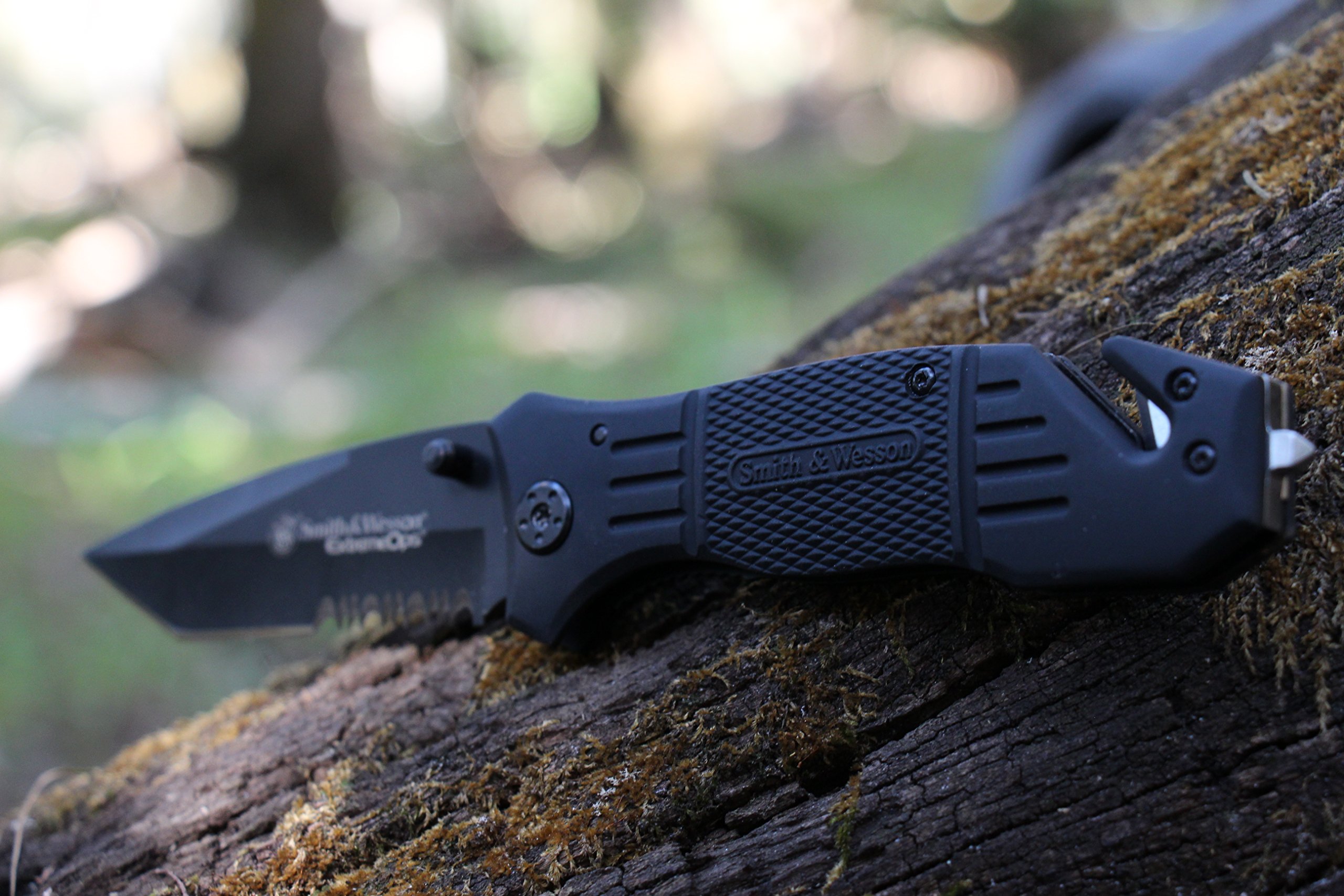 Smith-Wesson-SWFR2S-8in-Stainless-Steel-Folding-Knife-with-33in-Tanto-Point-Serrated-Blade-and-Aluminum-Handle-for-Outdoor-Tactical-Survival-and-Everyday-Carry