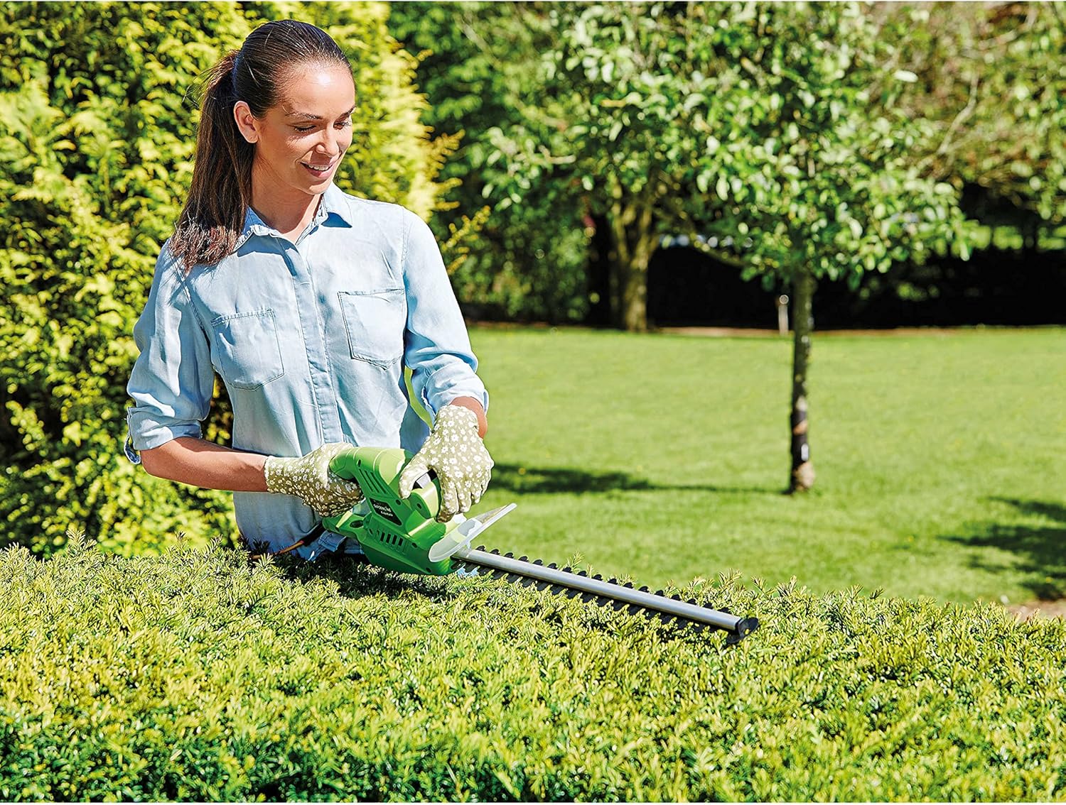 gardenline electric hedge trimmer