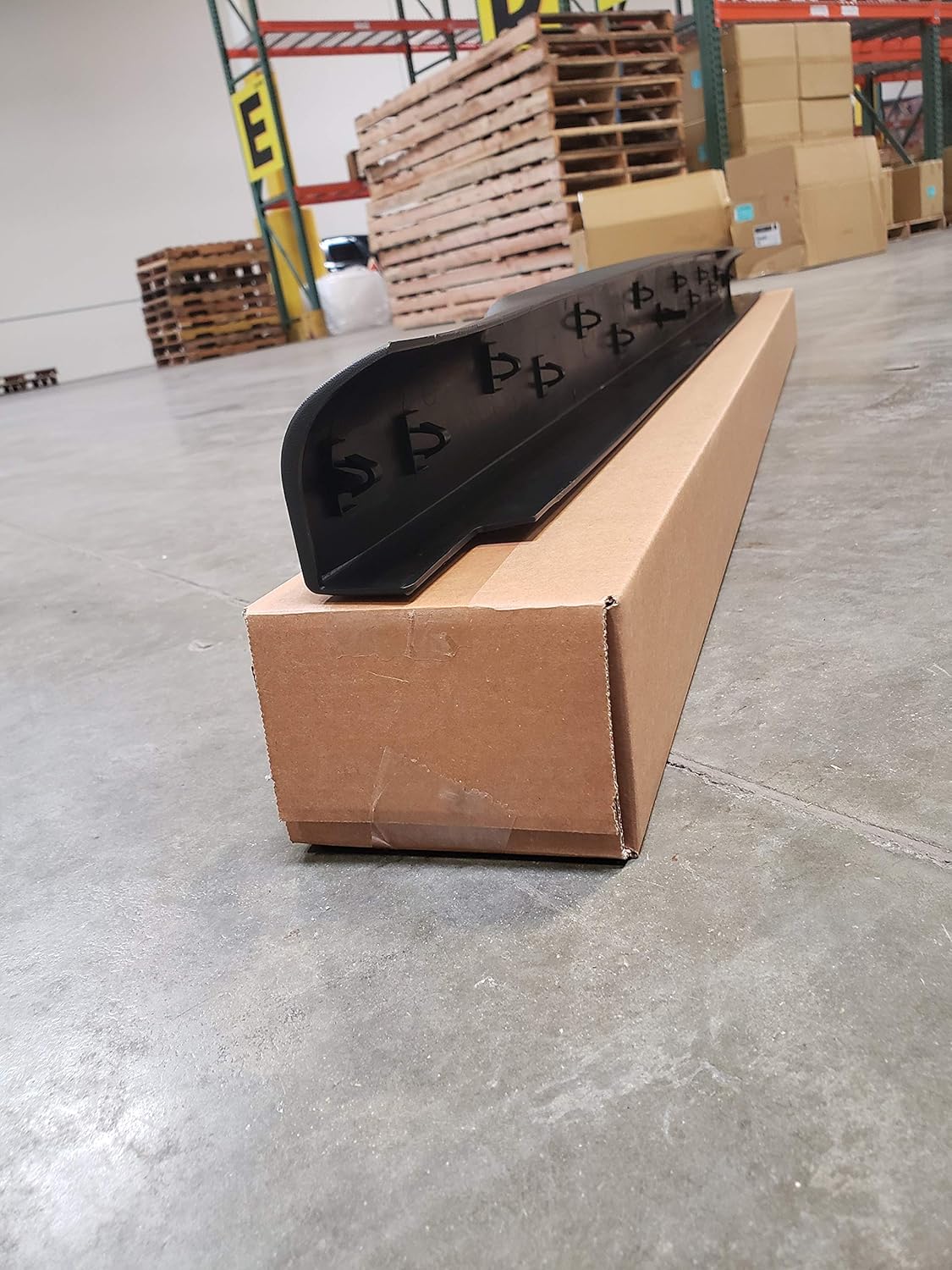 replacement tailgate ford on Roane Concepts Replacement Tailgate Cap Molding No Drilling Without Integrated Step For 2008 2016 Ford F250 F350 F450 F550 Super Duty Fo1904104 Truck Spoiler Protector Cover Oe Style Truck Beds Tailgates Automotive