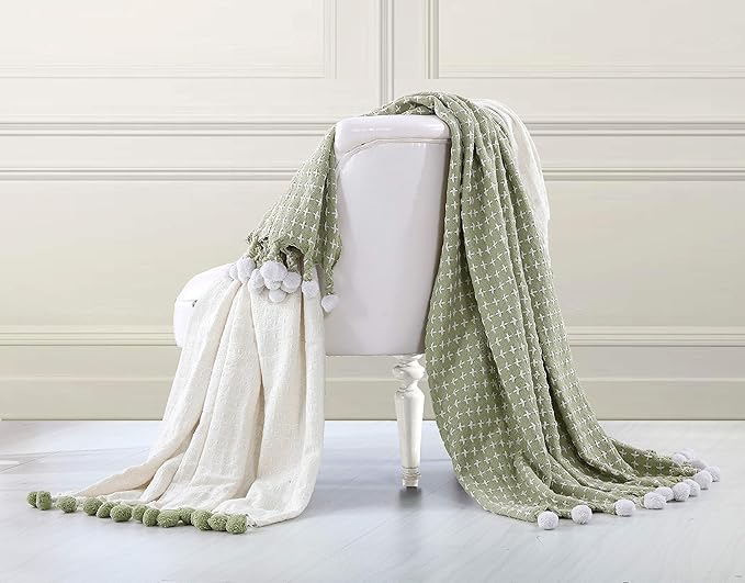 Amrapur Overseas Allure 100 Cotton Throw
