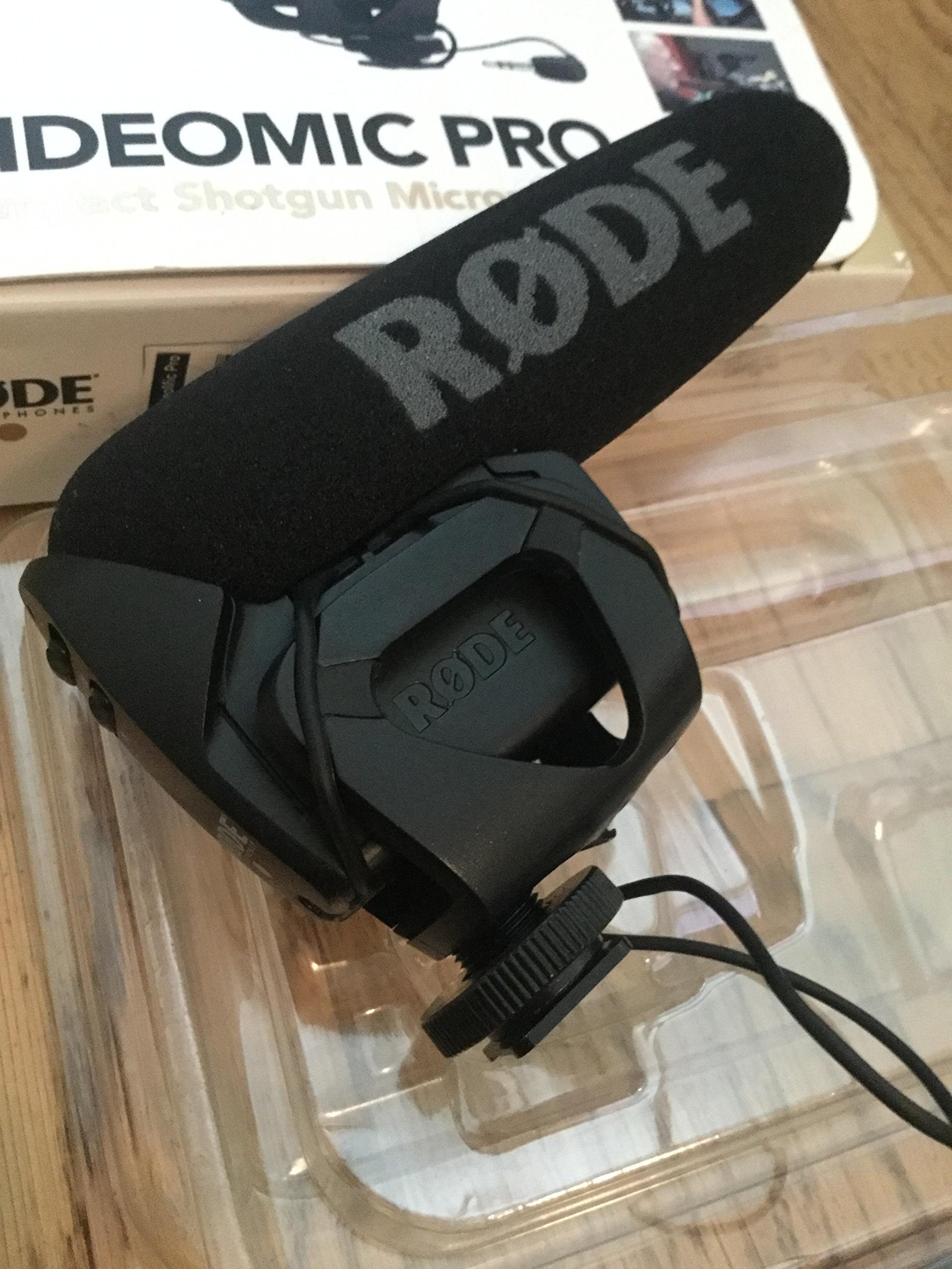 Rode VideoMic Pro Compact VMP Shotgun Microphone Buy Online in UAE