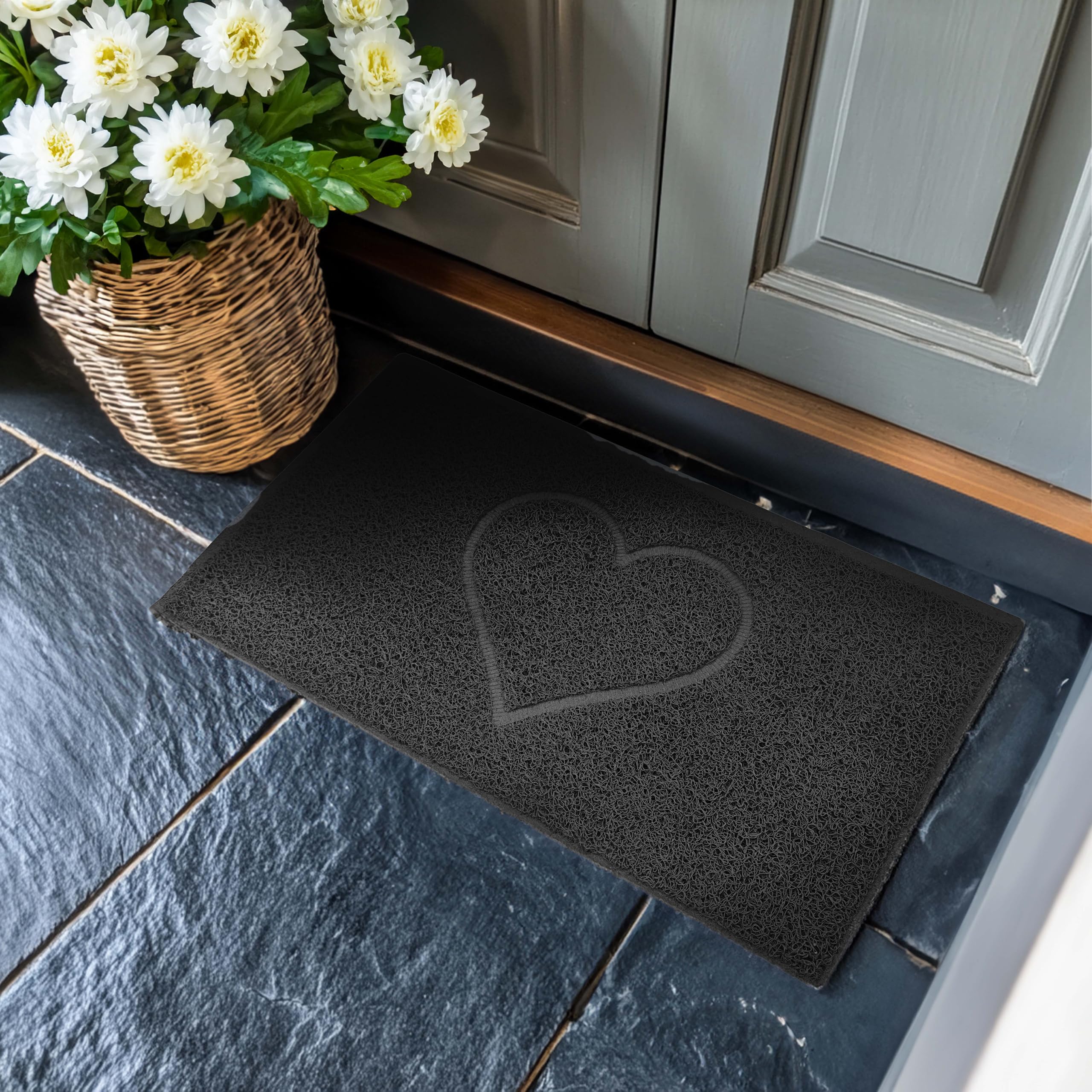 Nicoman Embossed Entrance Door Mat, Heart Shape Non Slip Dirt Trapper PVC Spaghetti Mat with Rubber Base, Jet Washable Quick Drying Doormat Drainage Outdoor Use Only - (Medium, Black, 75 x 44cm)
