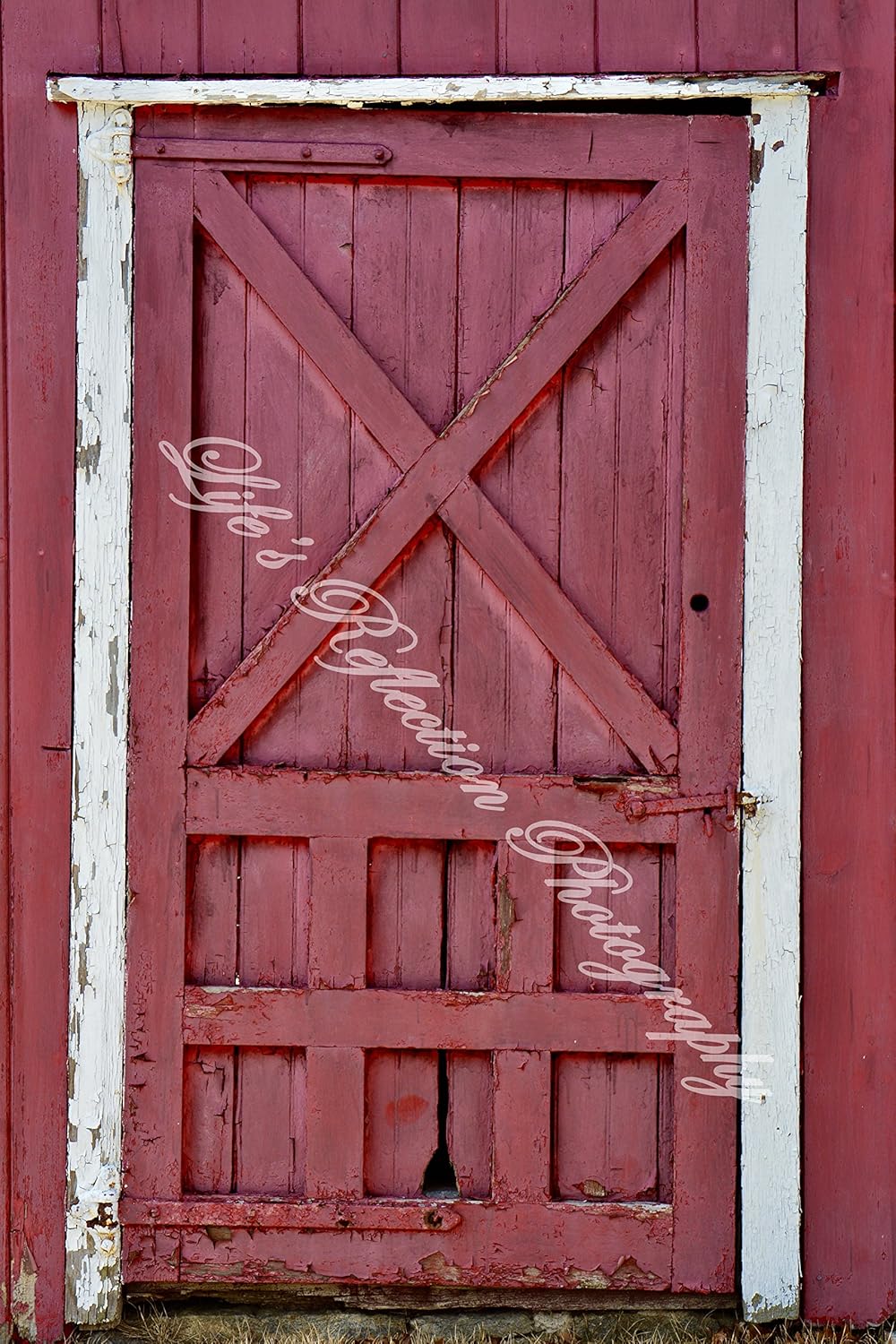 Amazon.com: Red Barn Door Photo, Barn Photography, Landscape Photograph