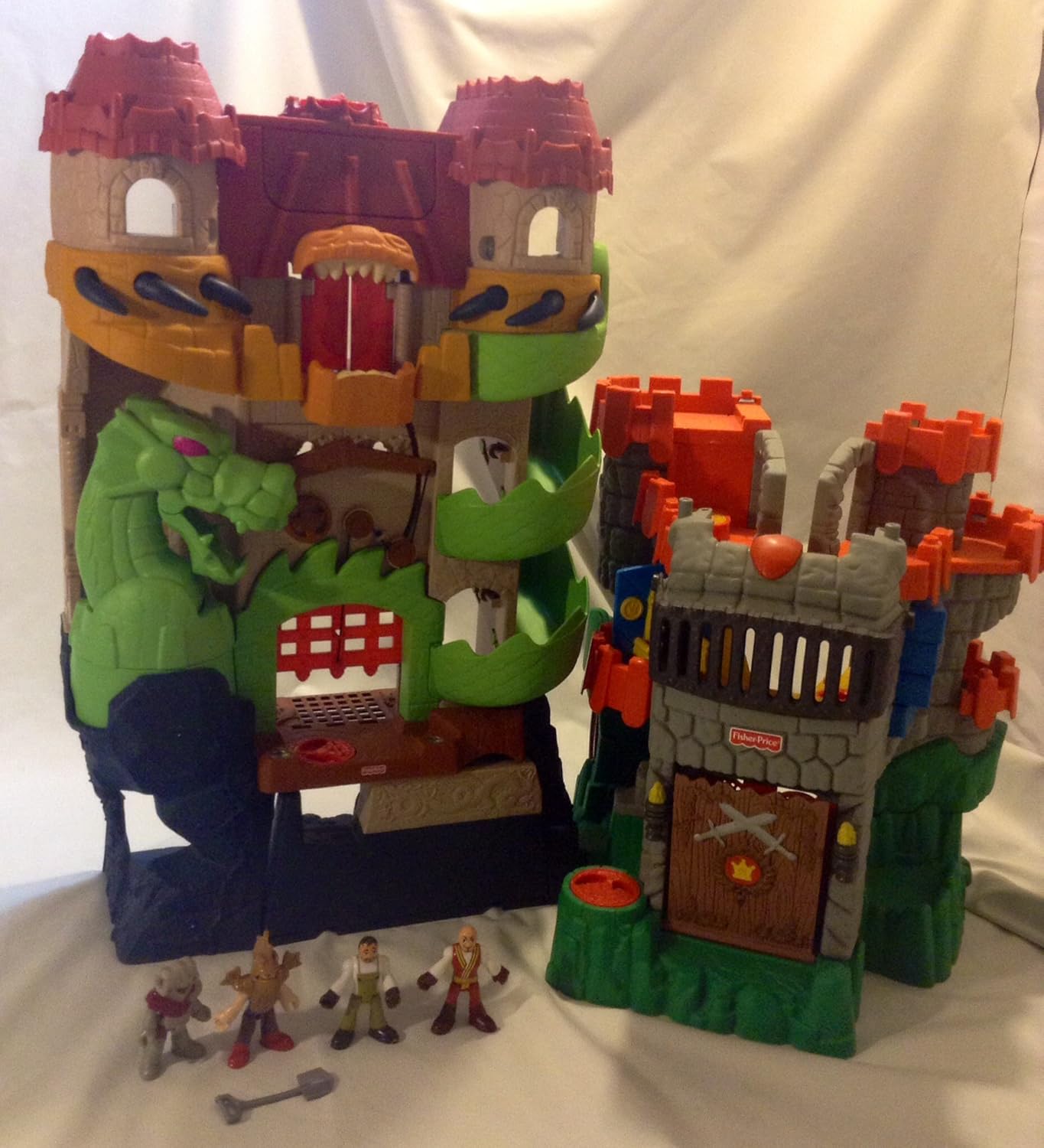 imaginext dragon world castle