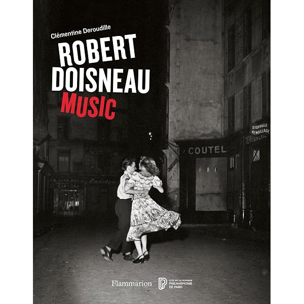 Amazon.com: Robert Doisneau: 9783836547147: Gautrand, Jean Claude