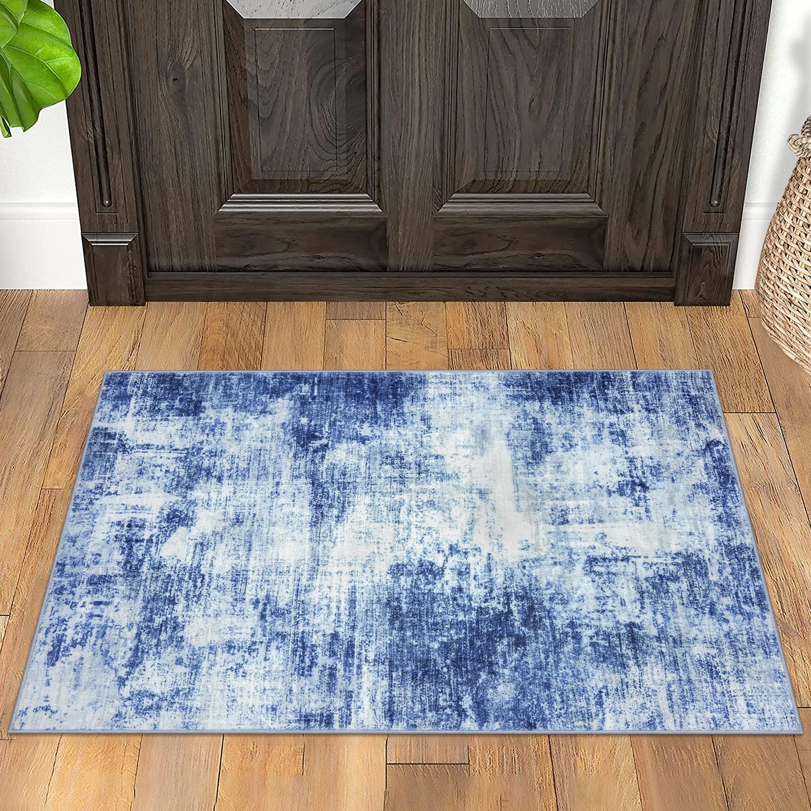 IOHOUZE Small Abstract Area Rug 2x3 Ft Entryway Rugs Washable Door Mat Indoor Entrance, Rubber Backed Throw Rugs, Printed Faux Wool Non Slip Floor Carpet for Foyer Front Door Sink, Navy White