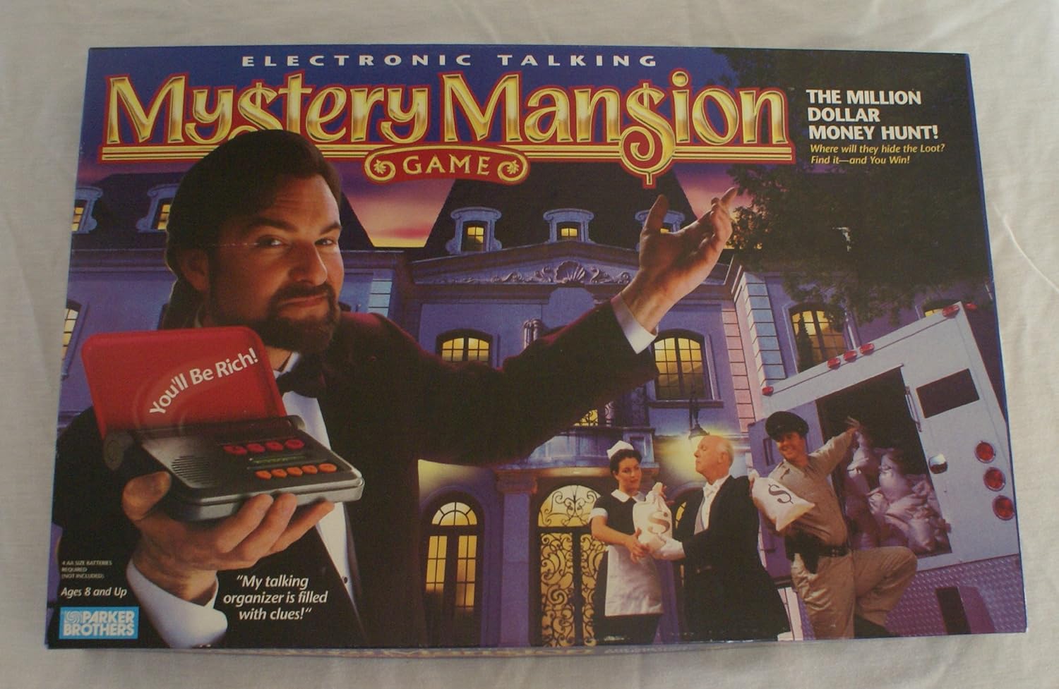 Amazon Com Mystery Mansion Electronic Talking Board Game Toys Games