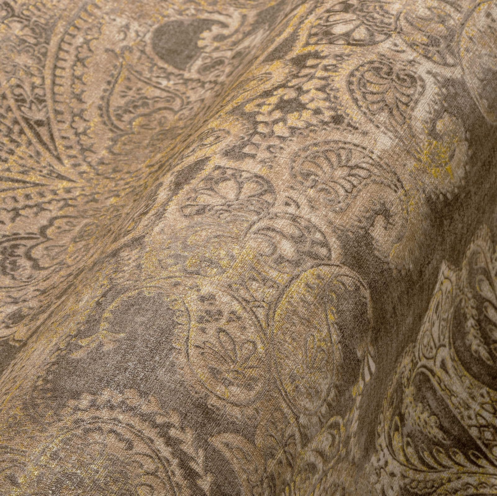 Livingwalls Travel Styles Non-Woven Wallpaper, Vintage Wallpaper in Brown and Beige, Oriental Wallpaper for Various Rooms, 10.05 m x 0.53 m