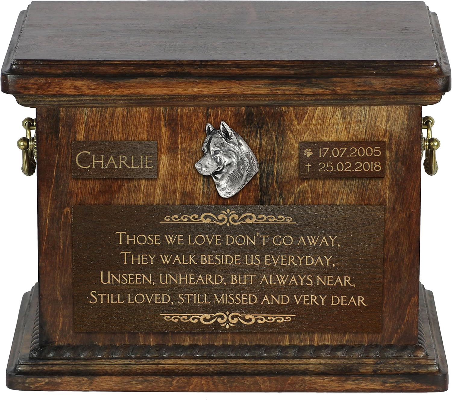 best dogs for small backyards