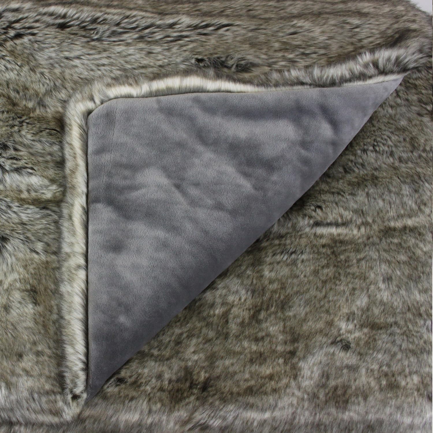 Gözze - Throw/Blanket, Smart Fur Look, Wolf Design, 150 x 200 cm - Grey - Image 3
