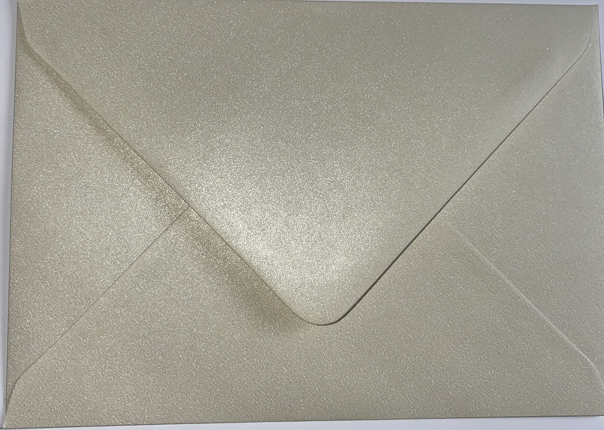 C5 Pearl Ivory C5 Coloured Envelopes for A5 Greeting Cards Wedding Invitation Crafts 162x229mm- Pack of 20 envelopes (Pearl Ivory)