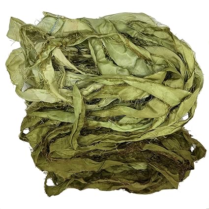 KnitSilk recyceltes Sari-Seidenband, sehr grob, Garn in Ombré, Duppioni-Seidenband, Taft-Seidenband, 50 g, 27 m, Seide, Olive